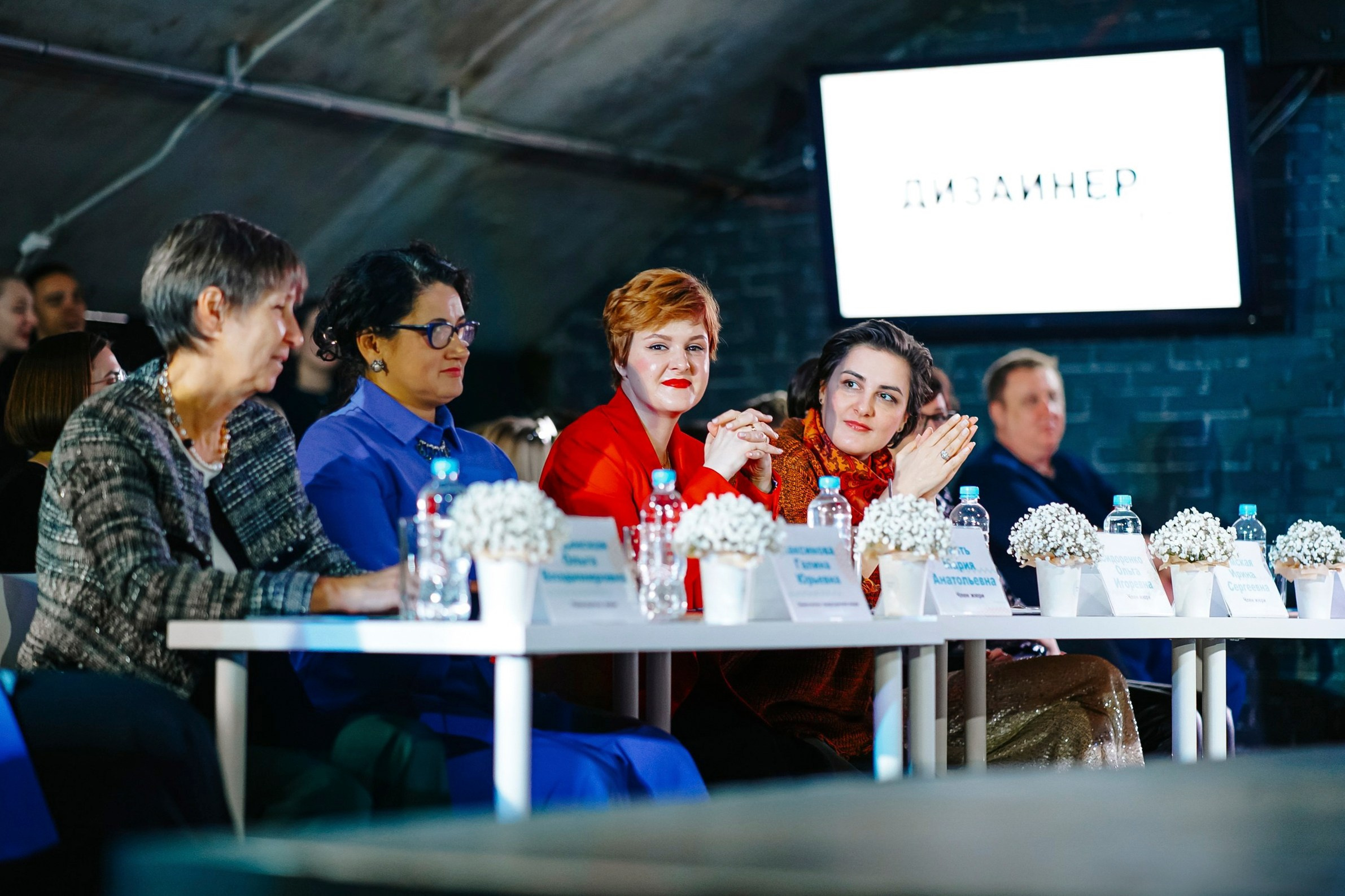 Дизайнер Сибирь 2023. #фотокаквкино | Фотографирую людей