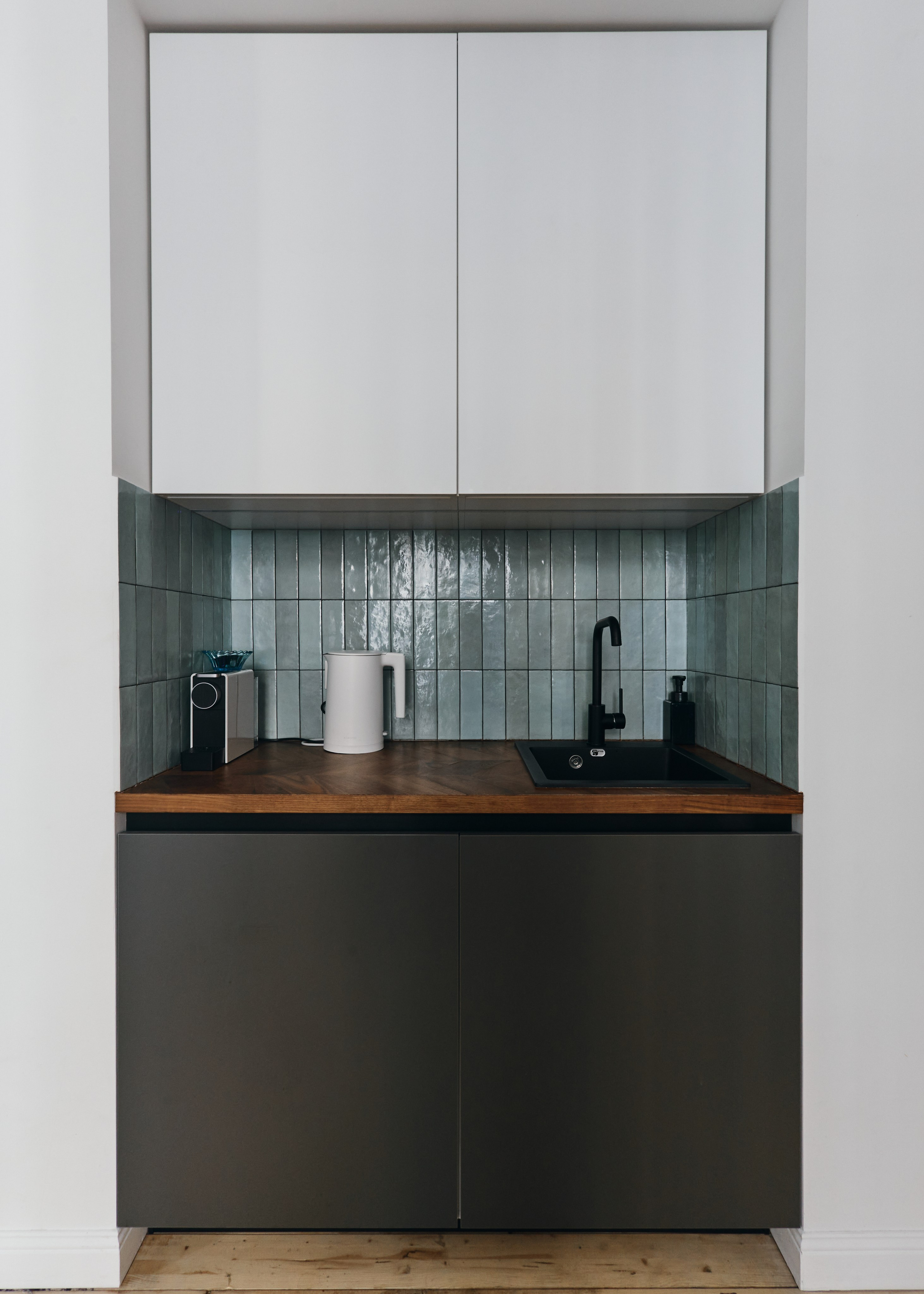 Интерьерная съемка отеля. Фэшн-фотография и портреты в Владивостоке. Превращаю съёмку в повествование — создаю образы с сюжетом, которые остаются в памяти