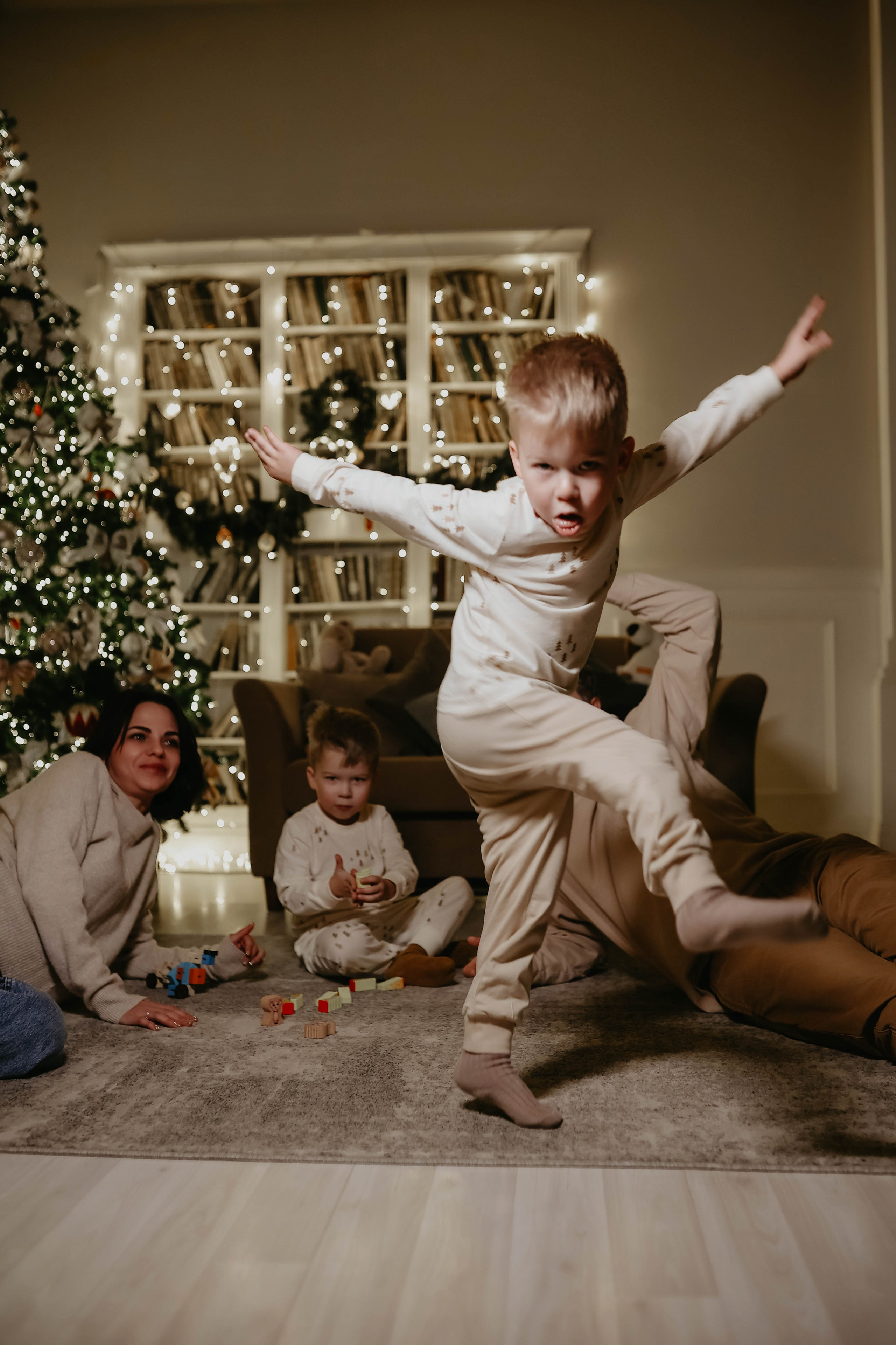 Новогодняя. Саша+Андрей+дети. Photographer in Moscow & everywhere in the World Alena Vyalova