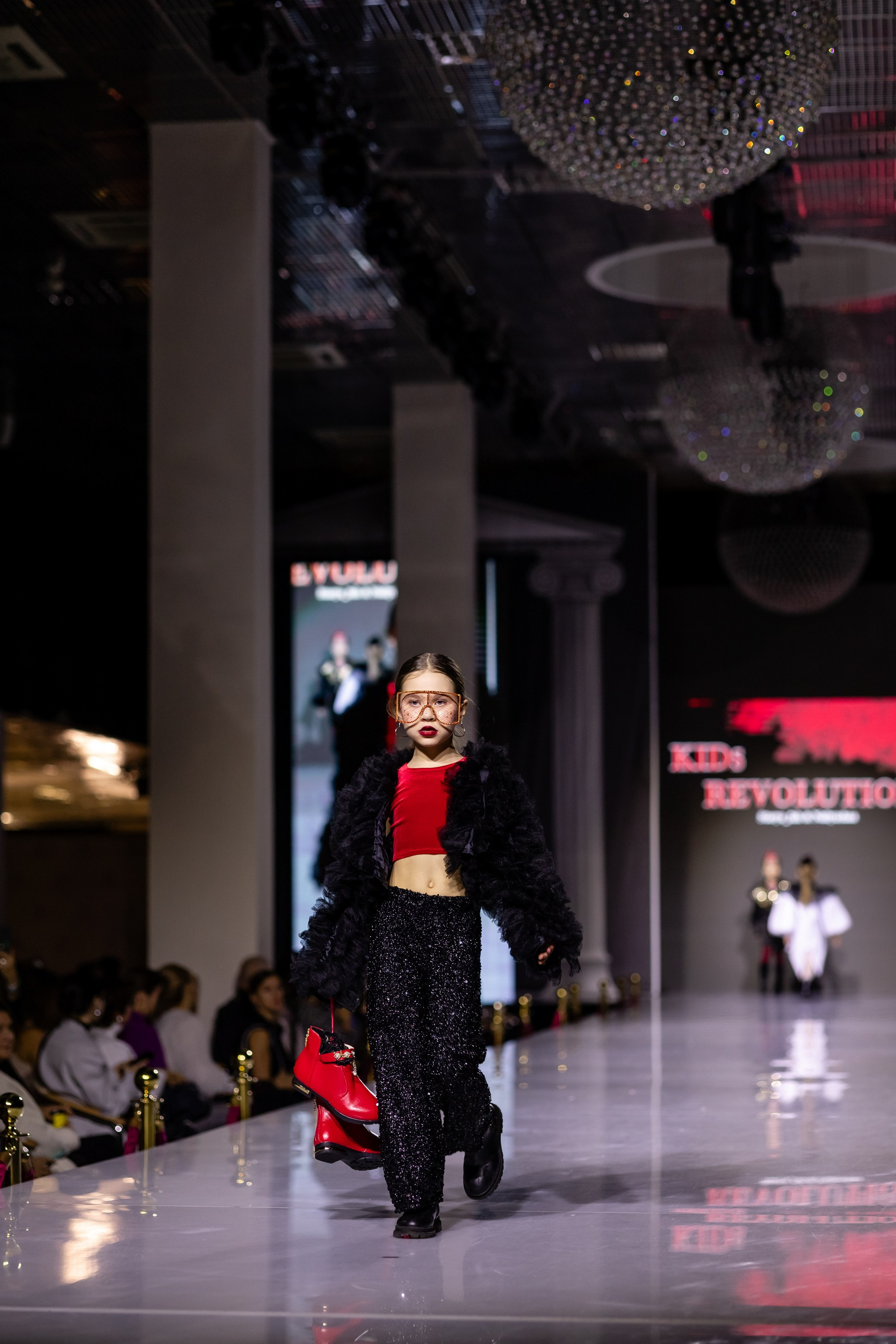 ESTET FASHION WEEK (KIDs REVOLUTION). Татьяна Чернышова свадебный фотограф Москва