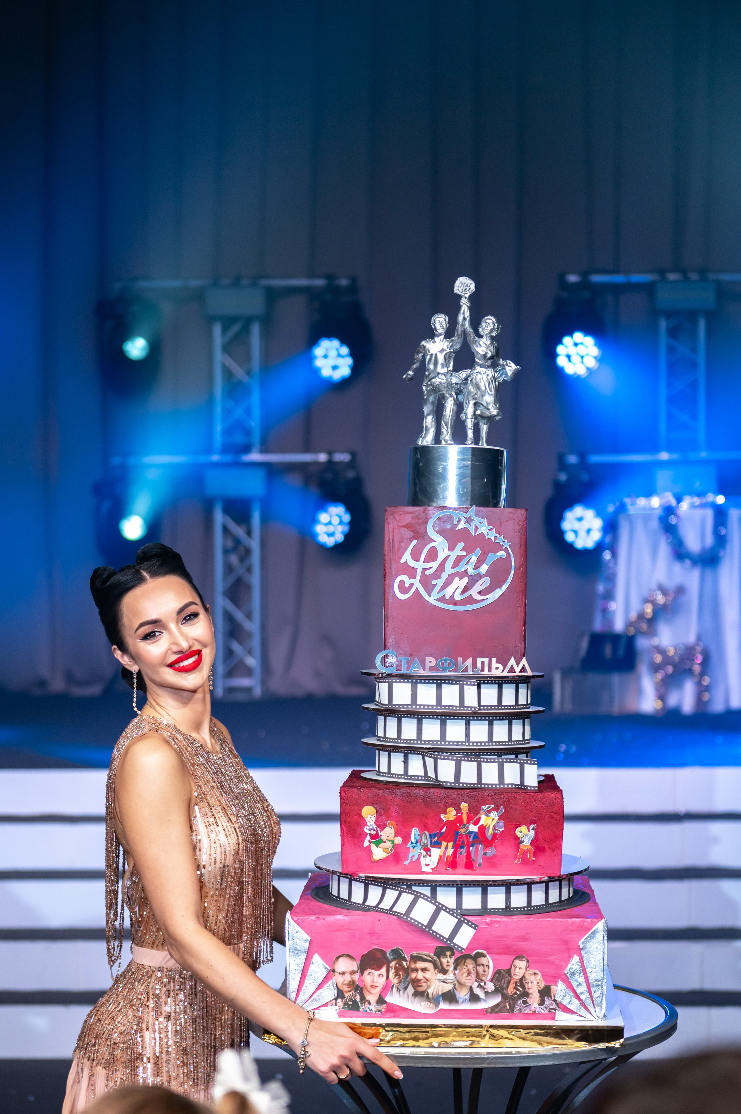 SL Новогодний отчетный концерт 2024/2025. Спортивный фотограф в Туле и Тульской области. Файсханова Фото Спорт