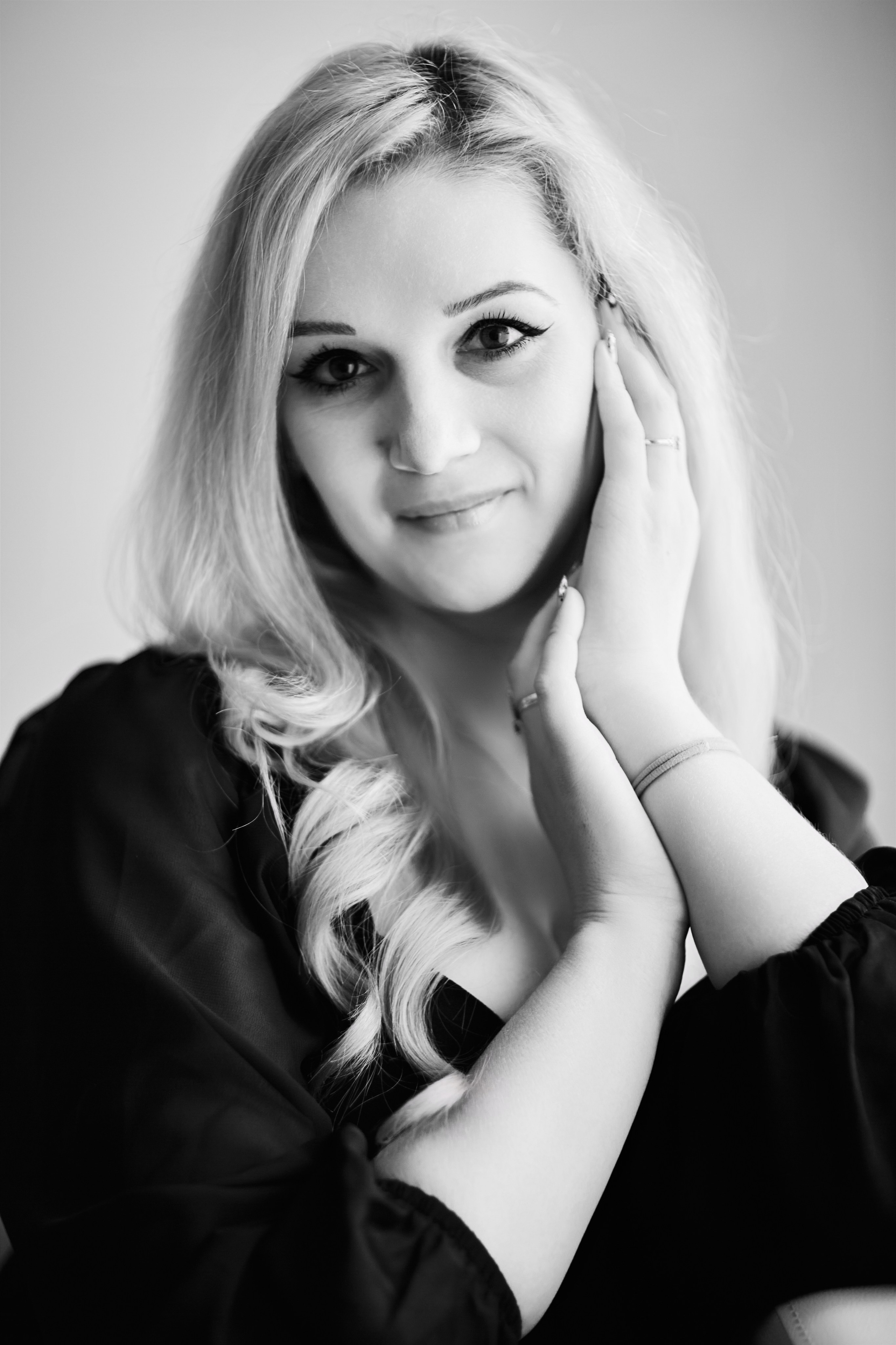 Студия. ФОТО — ВИДЕО Юрий Безрукавый