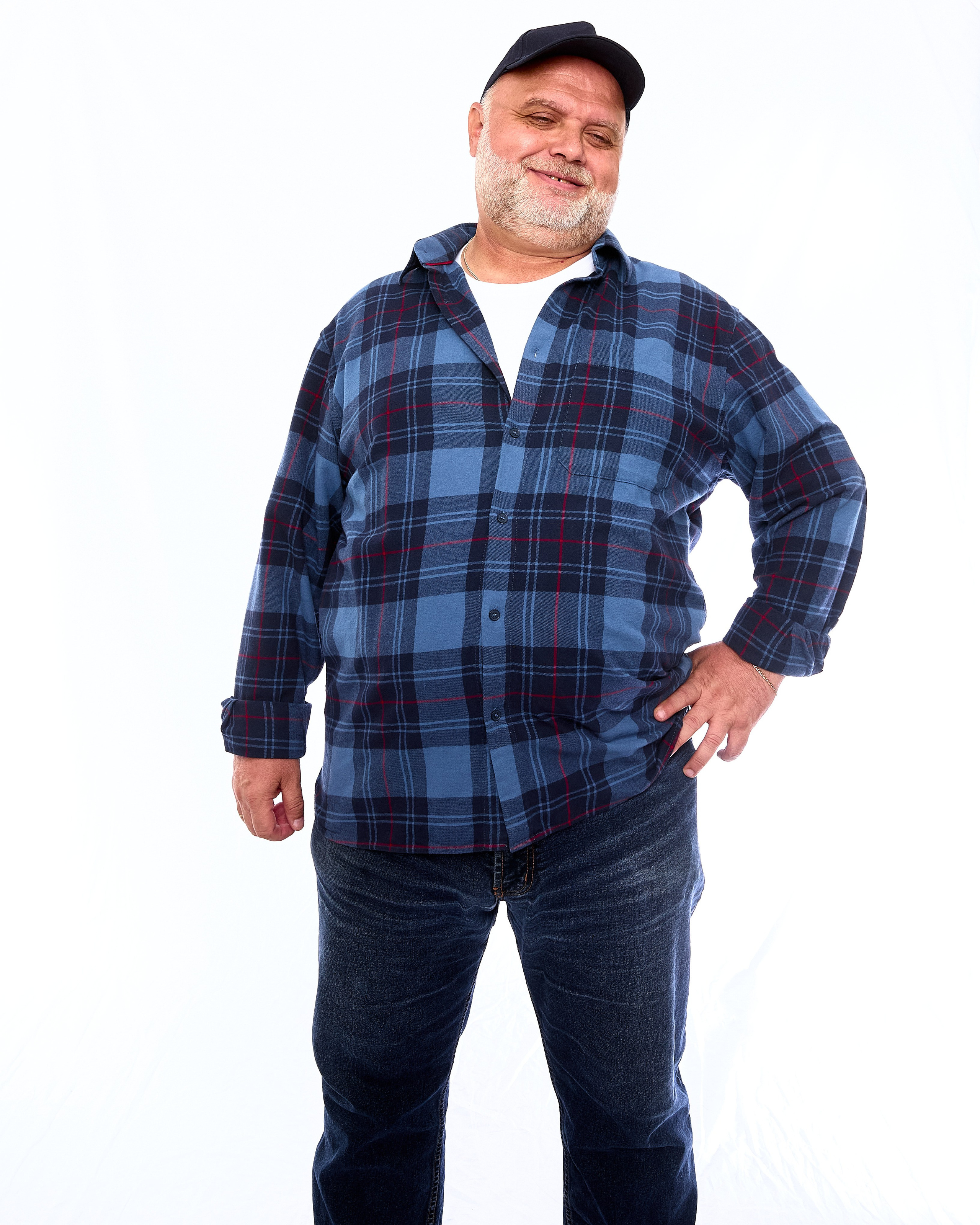 VAVADA. Святослав Лебедев | Рекламный фотограф — Коммерческая съемка, Арт-дирекшн, AI-интеграция