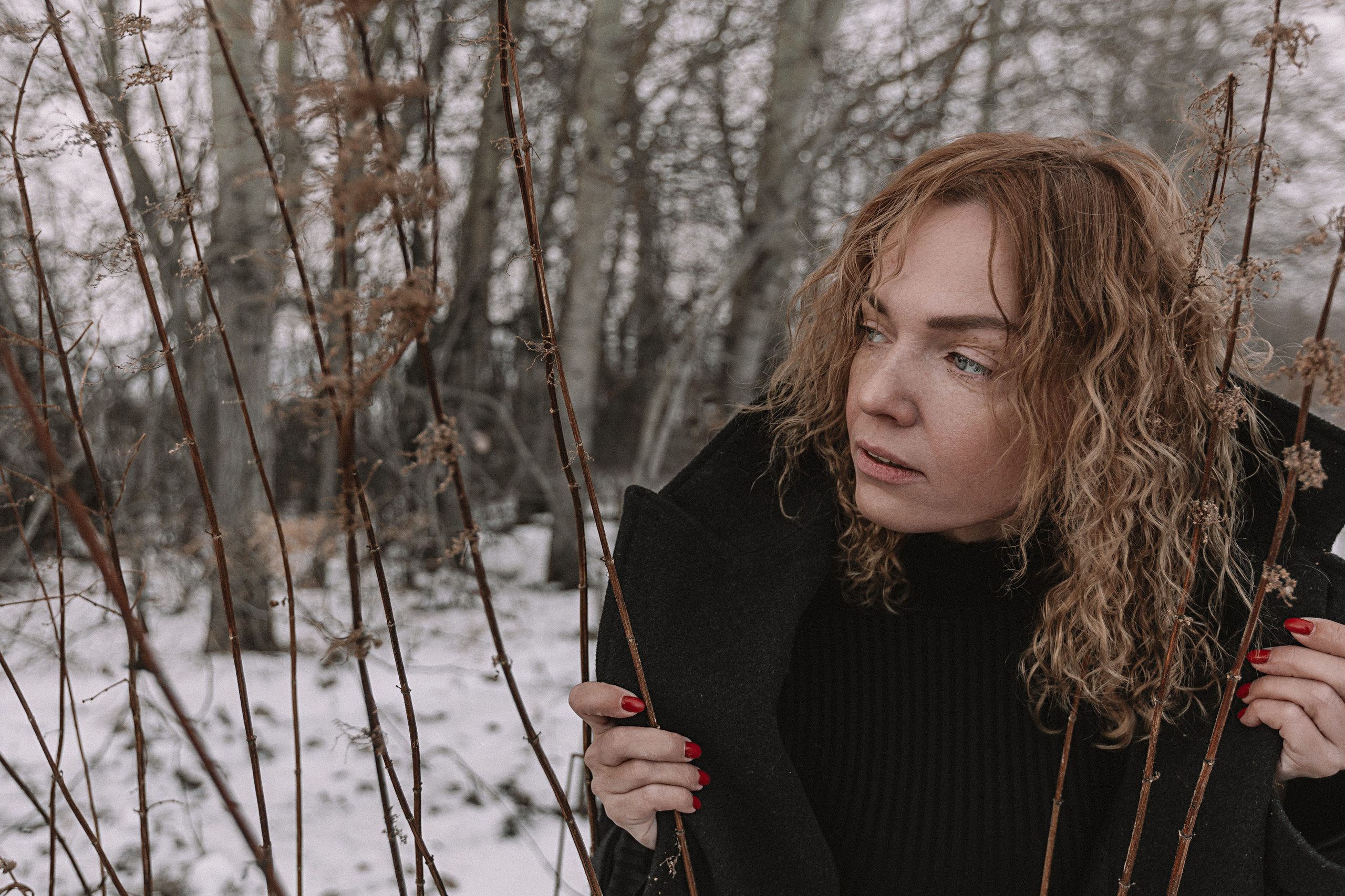 Меланхолия (поле). Семейный фотограф Тюмень, фотограф на роды Салмина Мария