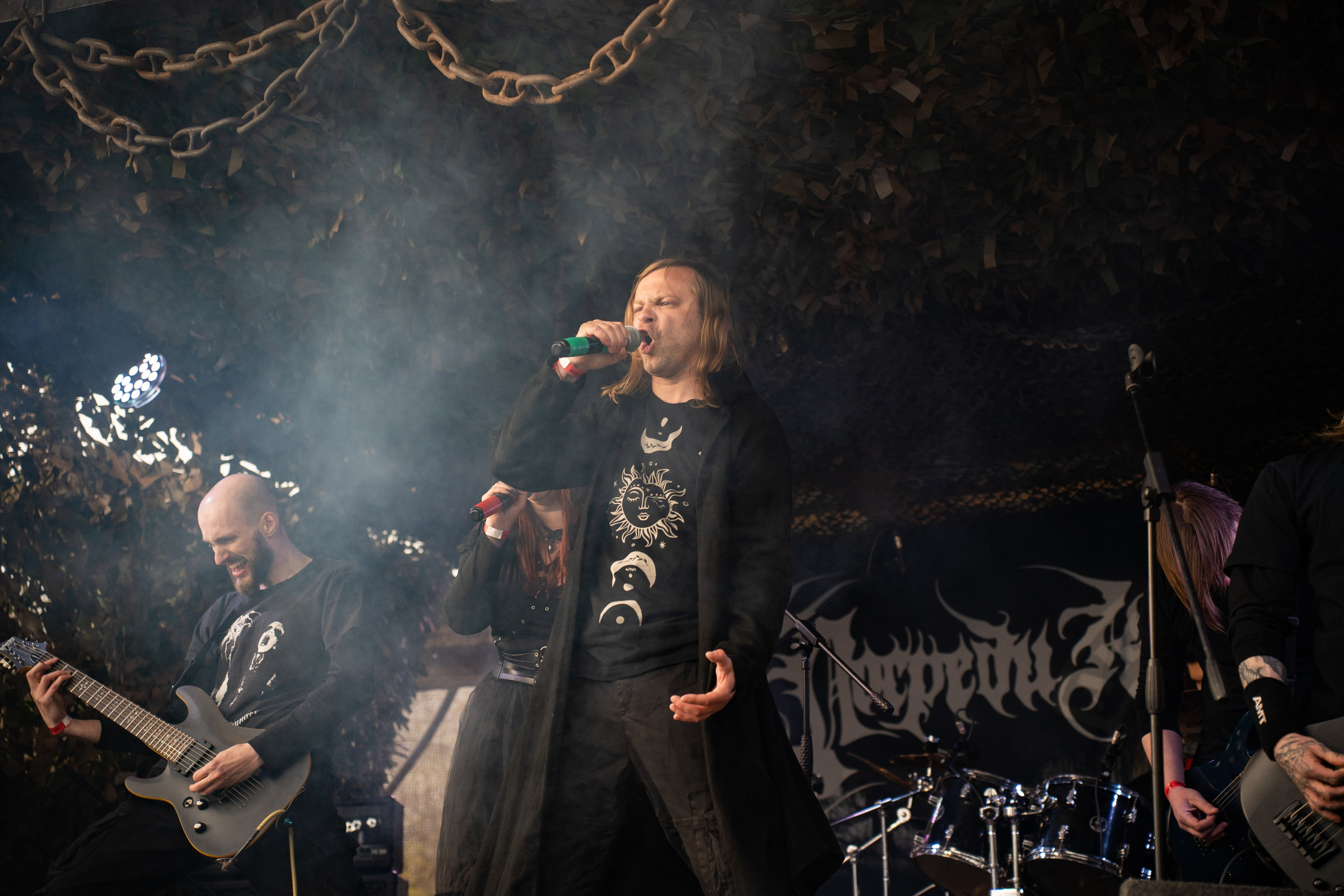 Фестиваль «ПОСРЕДИ КЛАДБИЩ И БОЛОТ»|Архангельск. Концертный и репортажный фотограф в Санкт-Петербурге Слава Пахомов