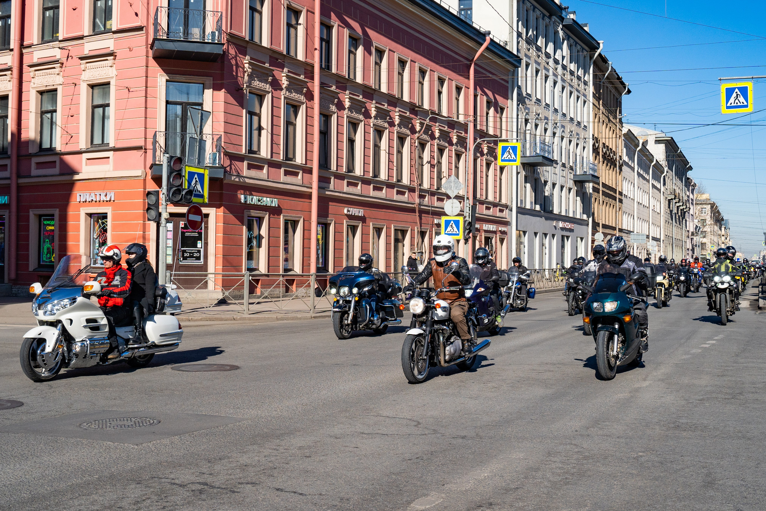 Весенний прохват мотоклуба Normans Riders MC. Концертный и репортажный фотограф в Санкт-Петербурге Слава Пахомов