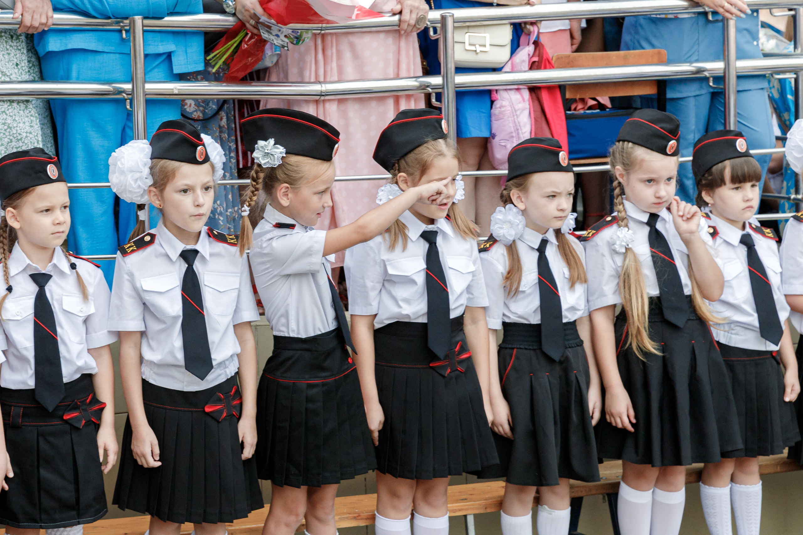 ПЕРВЫЙ ЗВОНОК. Марина Ушакова. Фотограф. Выпускные альбомы. г. Краснодар