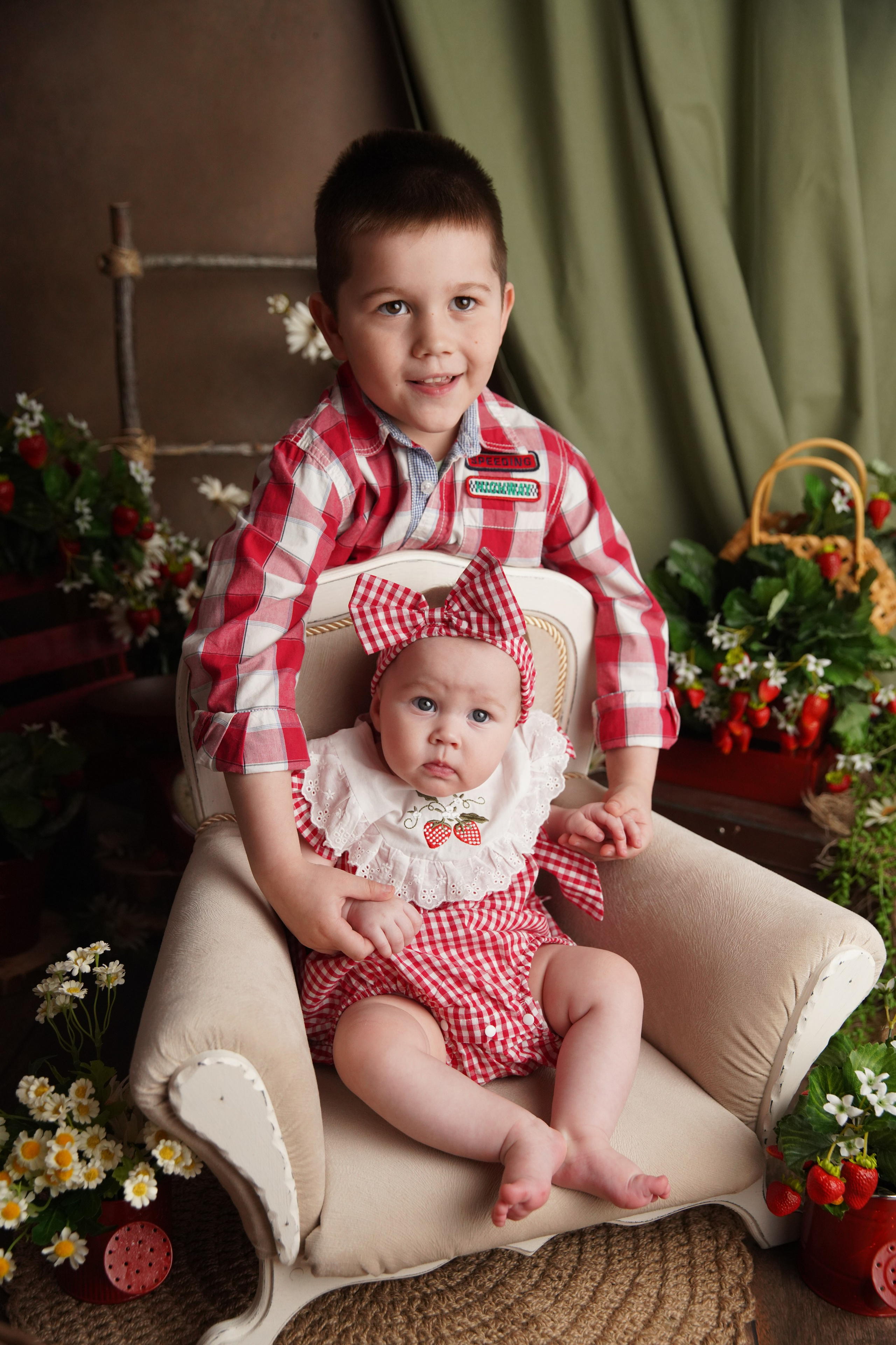 Ягодная. Фотограф новорожденных. Семейный и детский фотограф в городе Сургуте