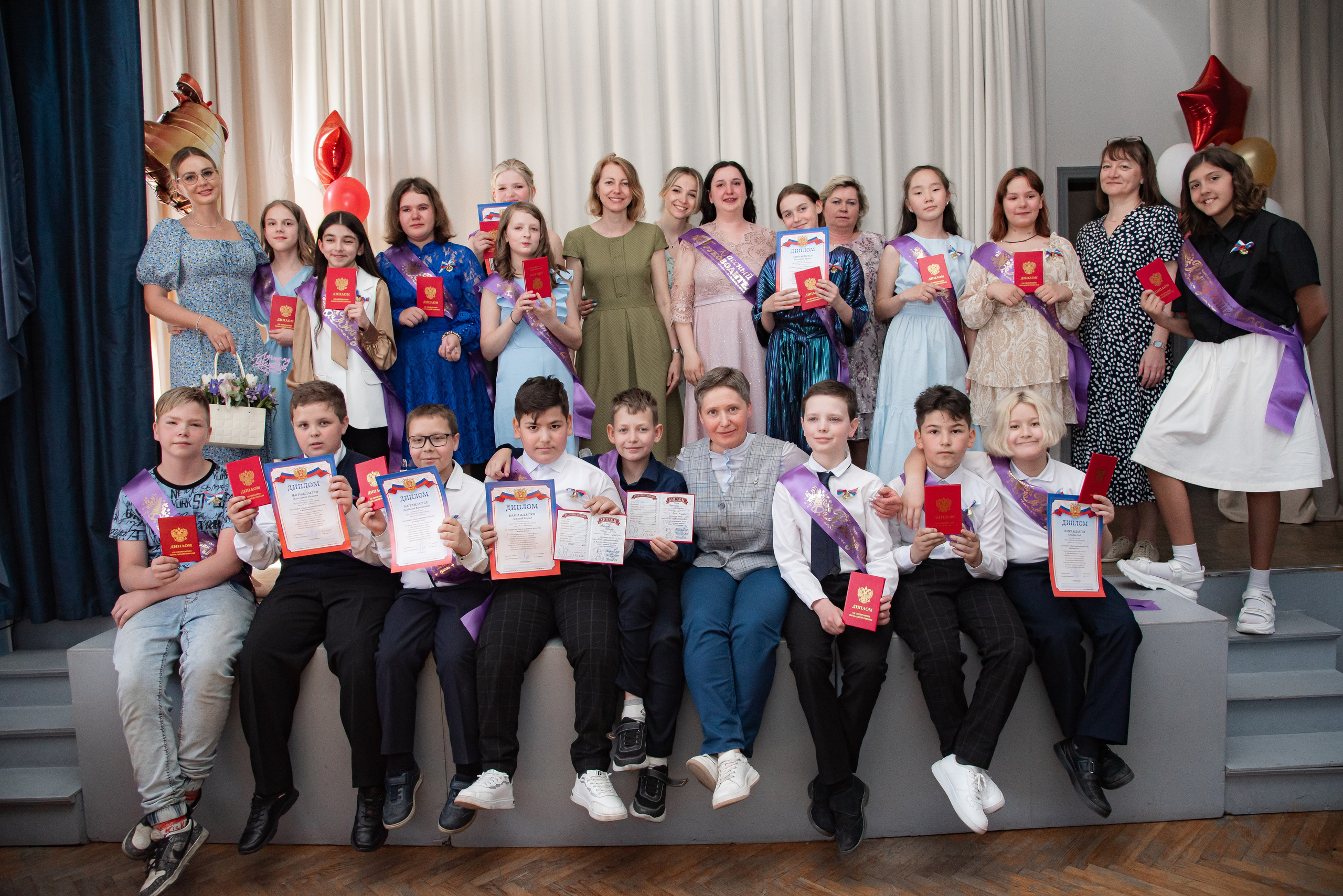 Выпускной 4 класс, 280 школа им. Лермонтова, 25.05.2024. Наталия Март | Фотограф СПб