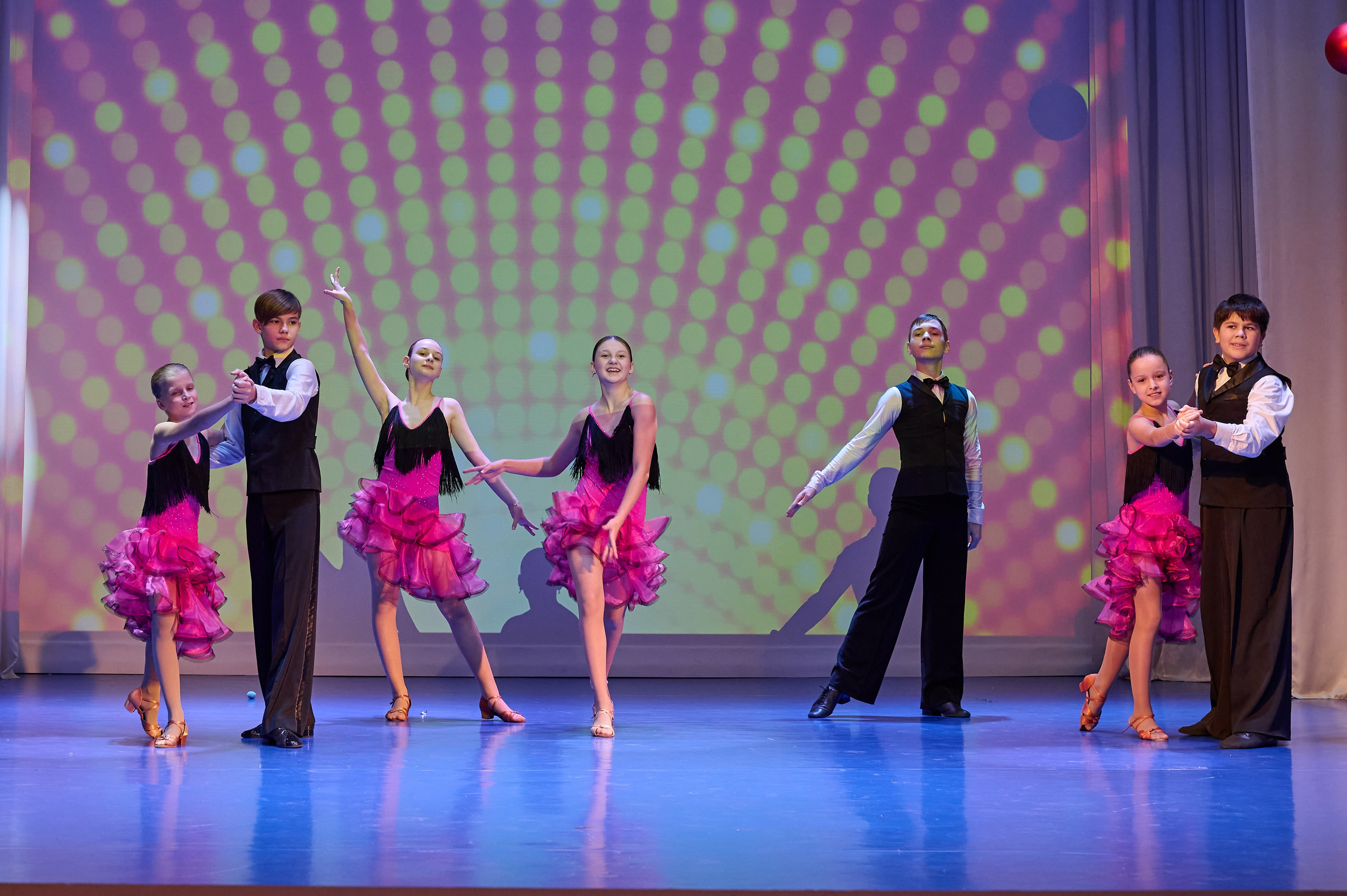 Концерт в ДК Марьина роща. Жизнь курорта Кабардинка в фотографиях