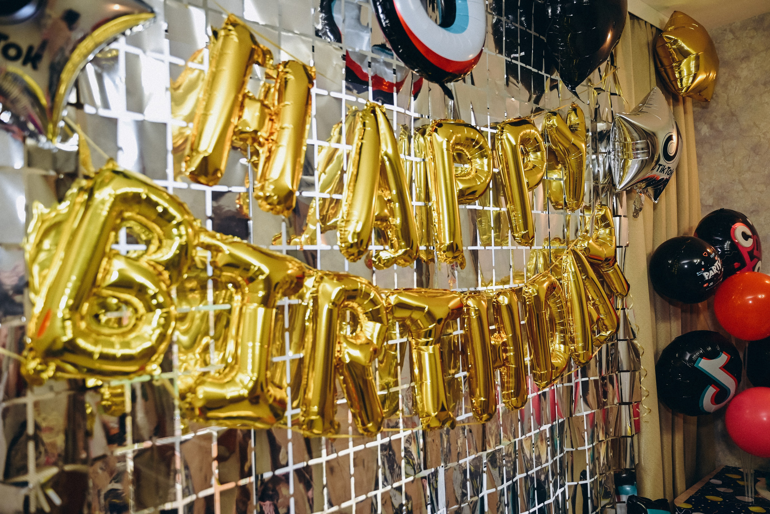 TikTok вечеринка дома. Семейный фотограф в Минске Дарья Дреко