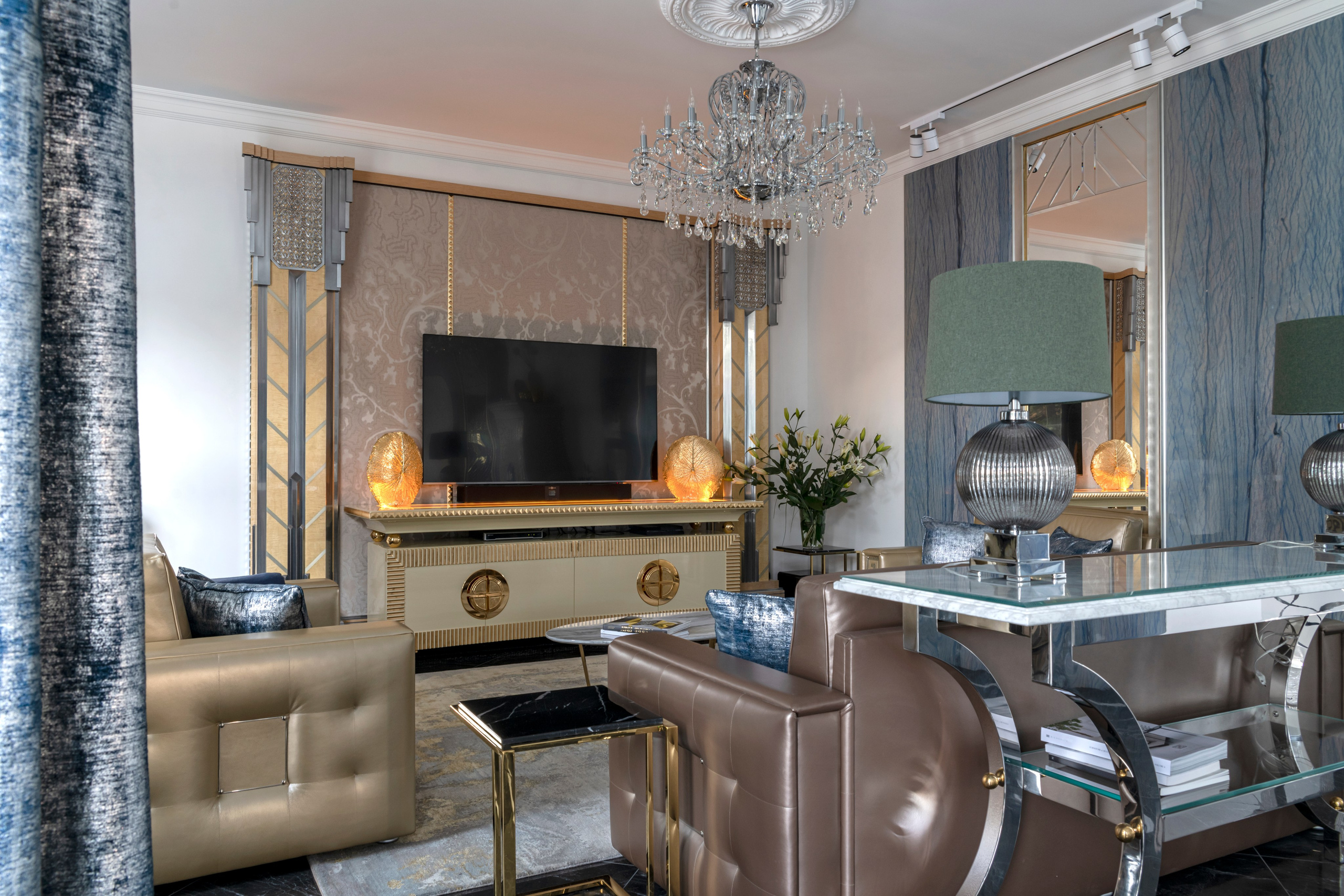 Salon. Интерьерный, портретный и семейный фотограф в Москве Мария Иринархова