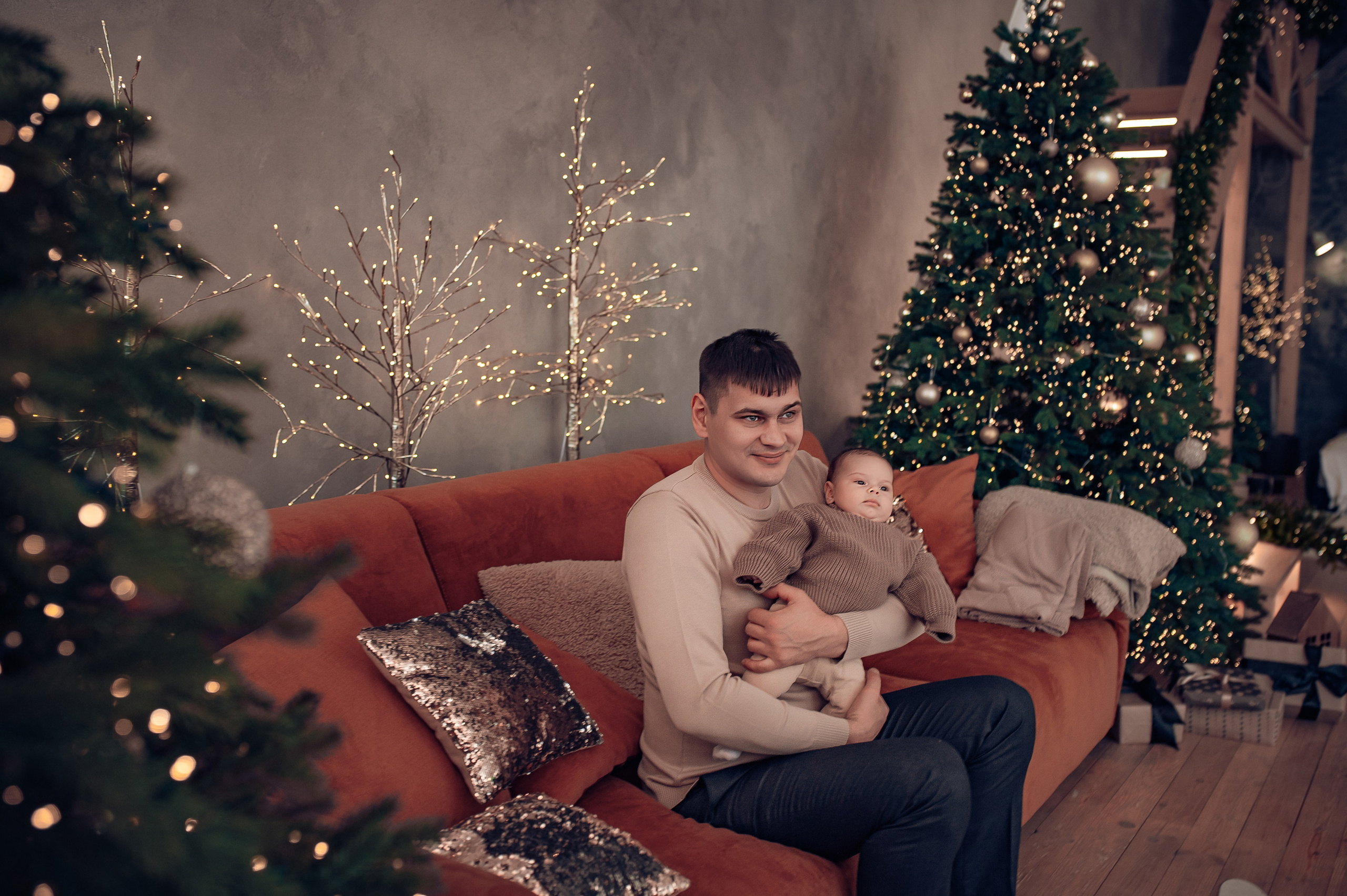 Виктория, Александр, Ванюша и Ариша. Фотографы крещения/венчания  Красноярск Татьяна и Вячеслав Переваловы