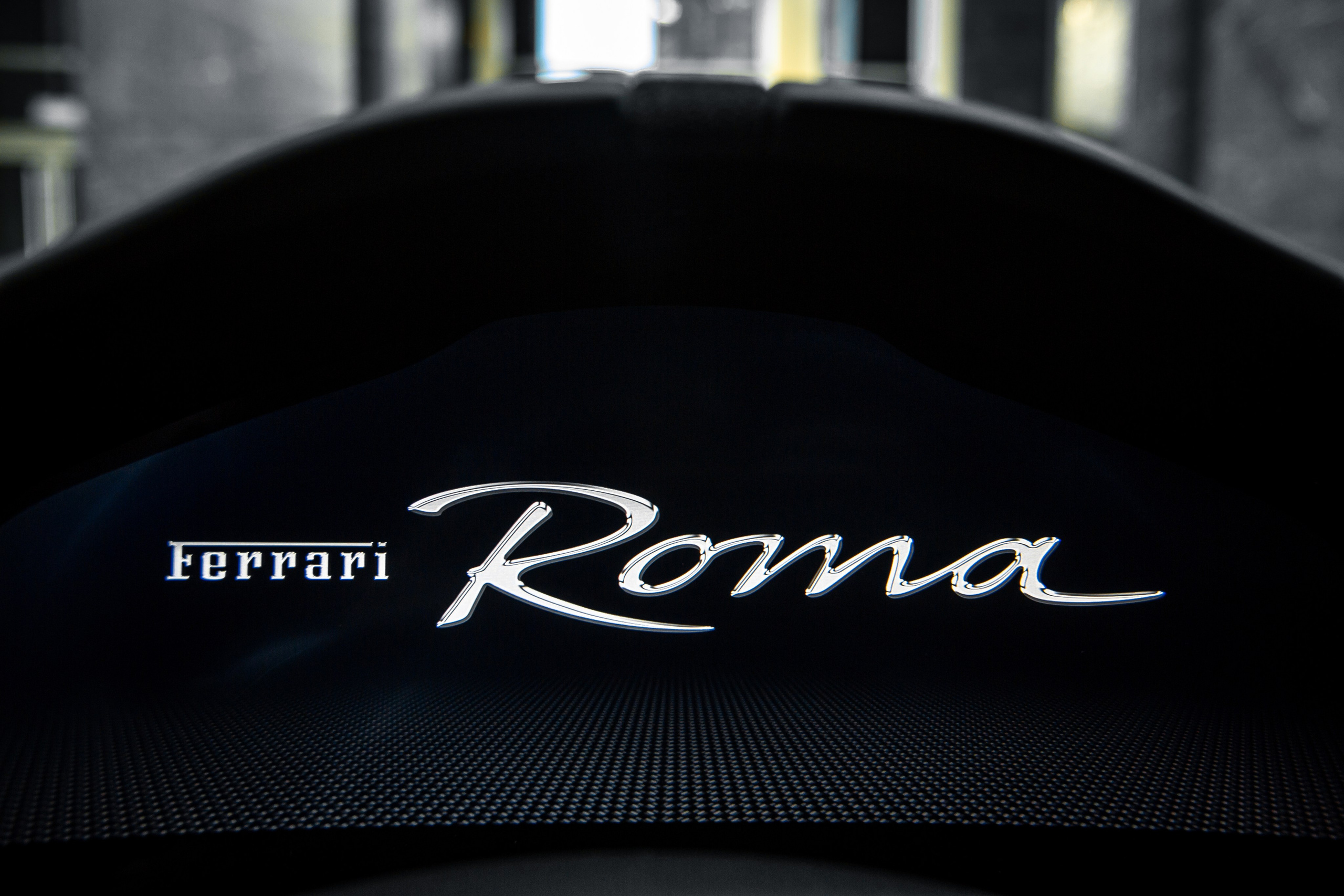 Ferrari Roma. Автомобильный фотограф в Москве Андрей Емельянов