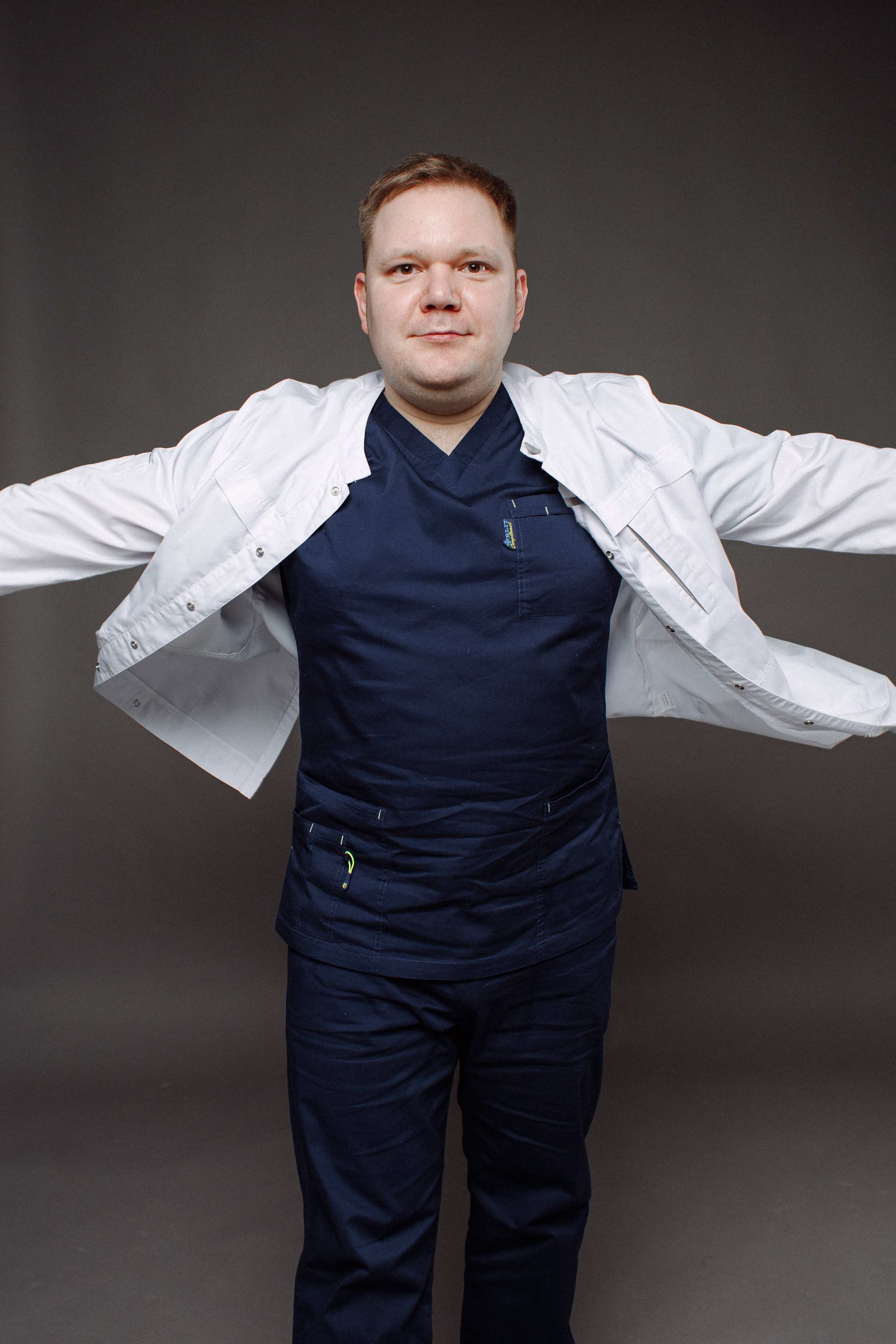 Съёмка врача в студии. Фотограф врача в Нижнем Новгороде и Нижегородской области.