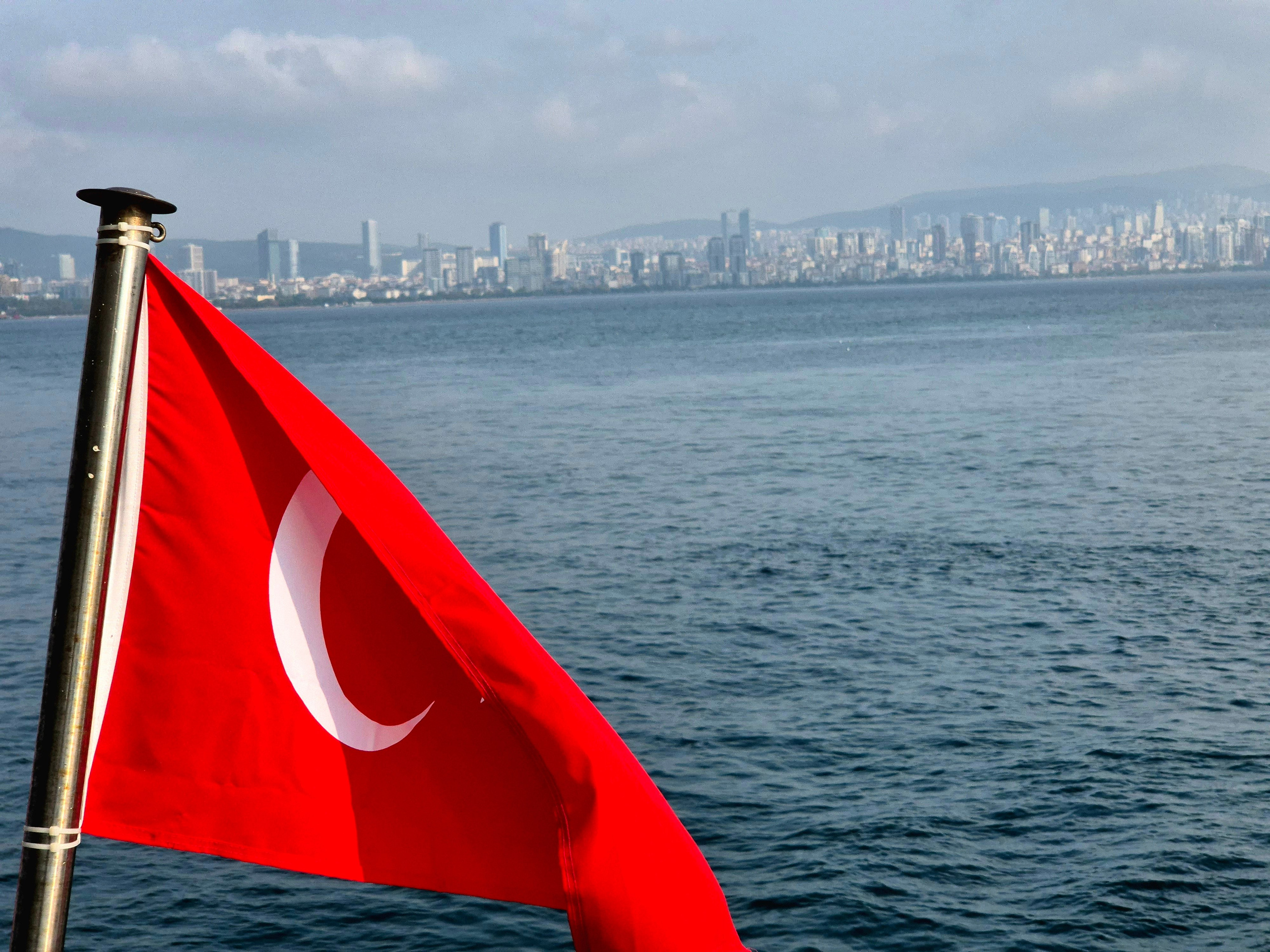 Стамбул вдали