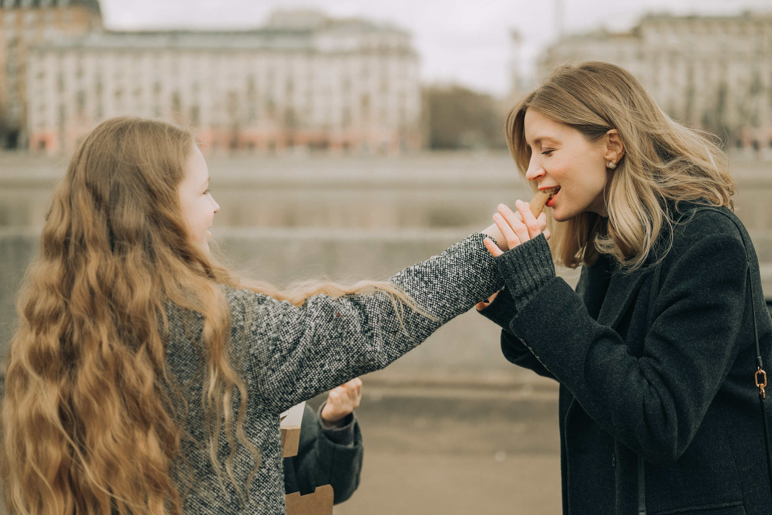 Весенняя прогулка. Аня, Егор, Эми и Миша. Семейный фотограф в Москве Дарья Пузикова