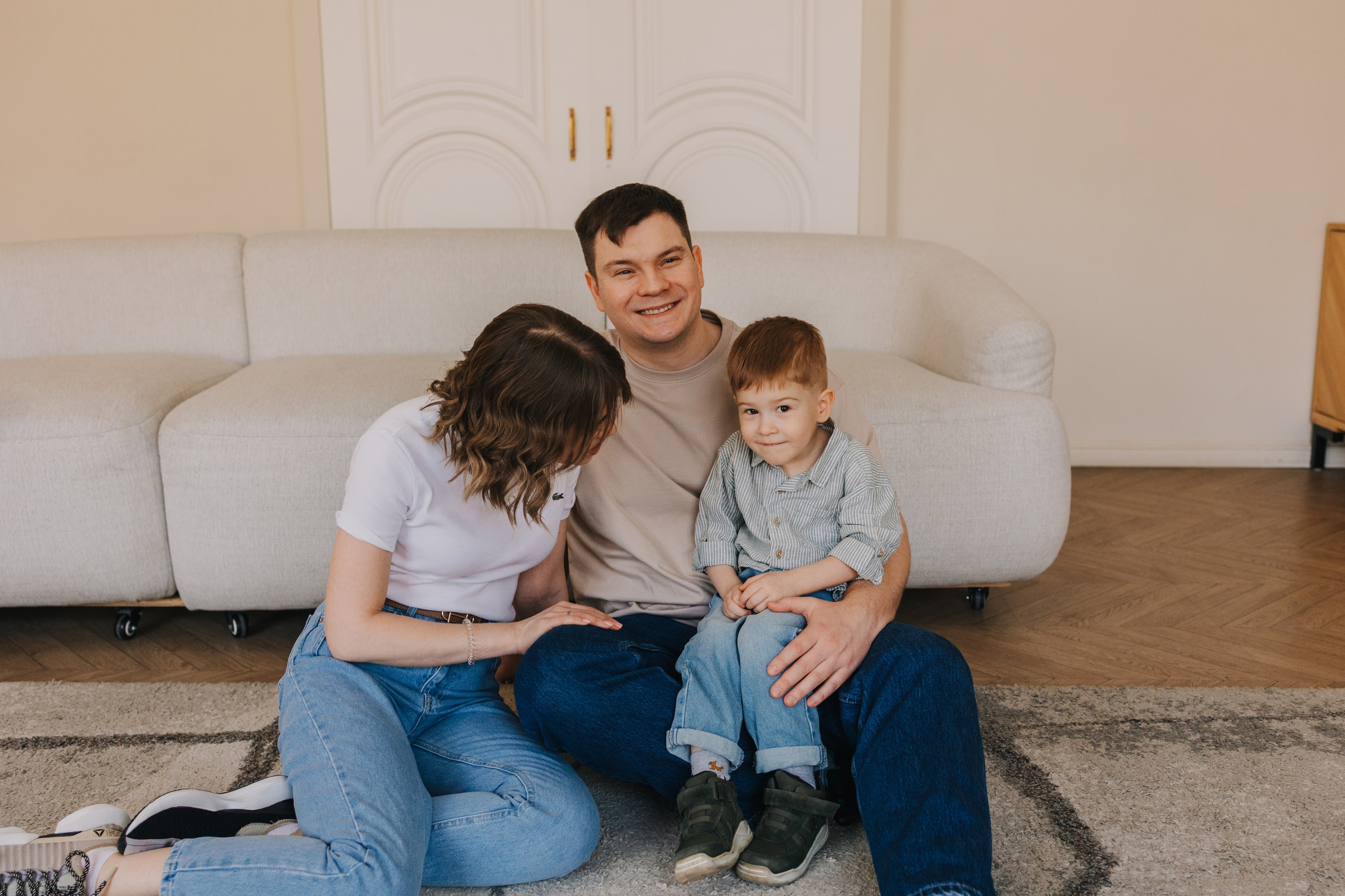 Большая семья. Домашняя фотосессия