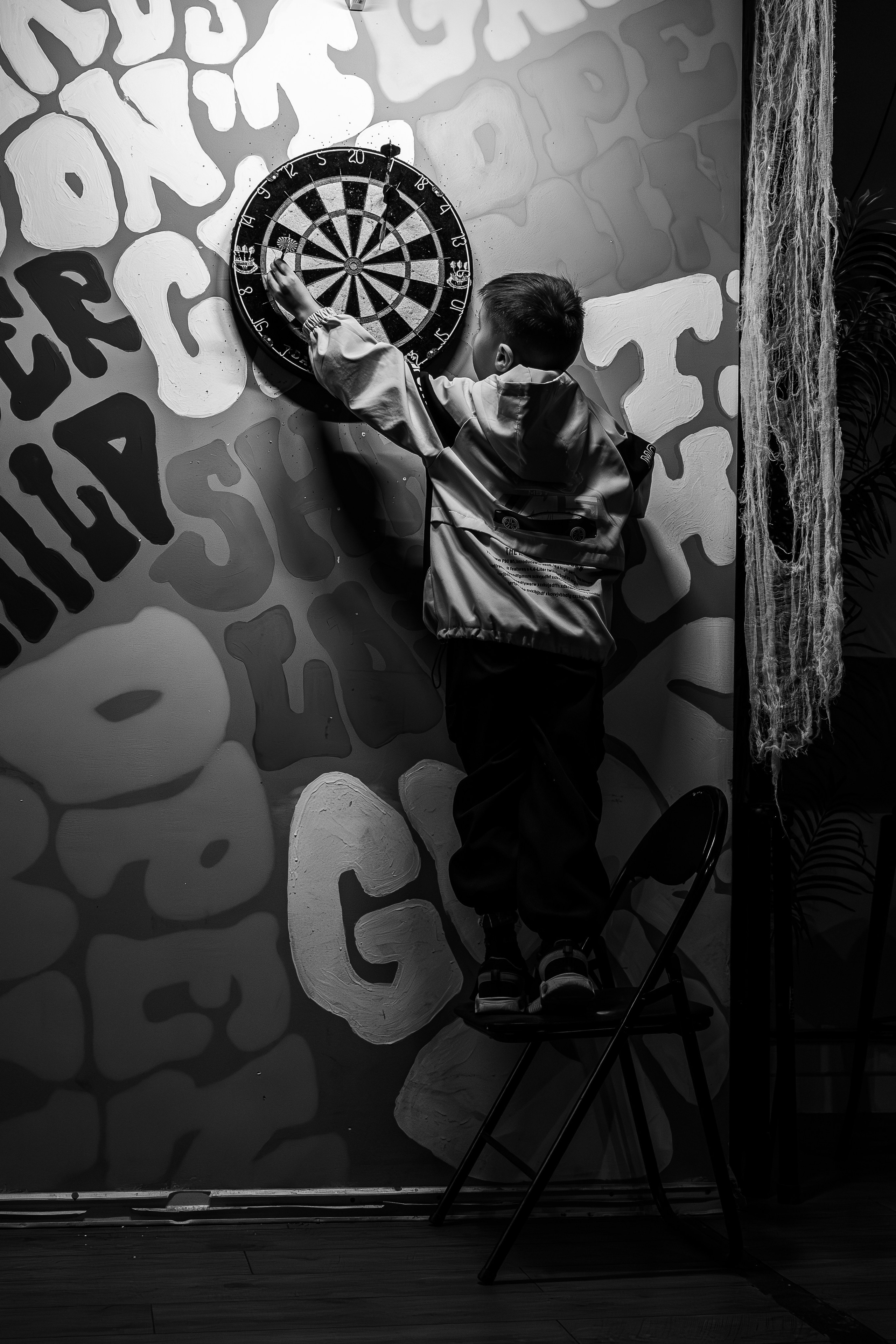 Фотосъемка мероприятия Ginger Pub Cup 2 — чемпионат по дартсу. Фотограф в Алматы Егор Поленов