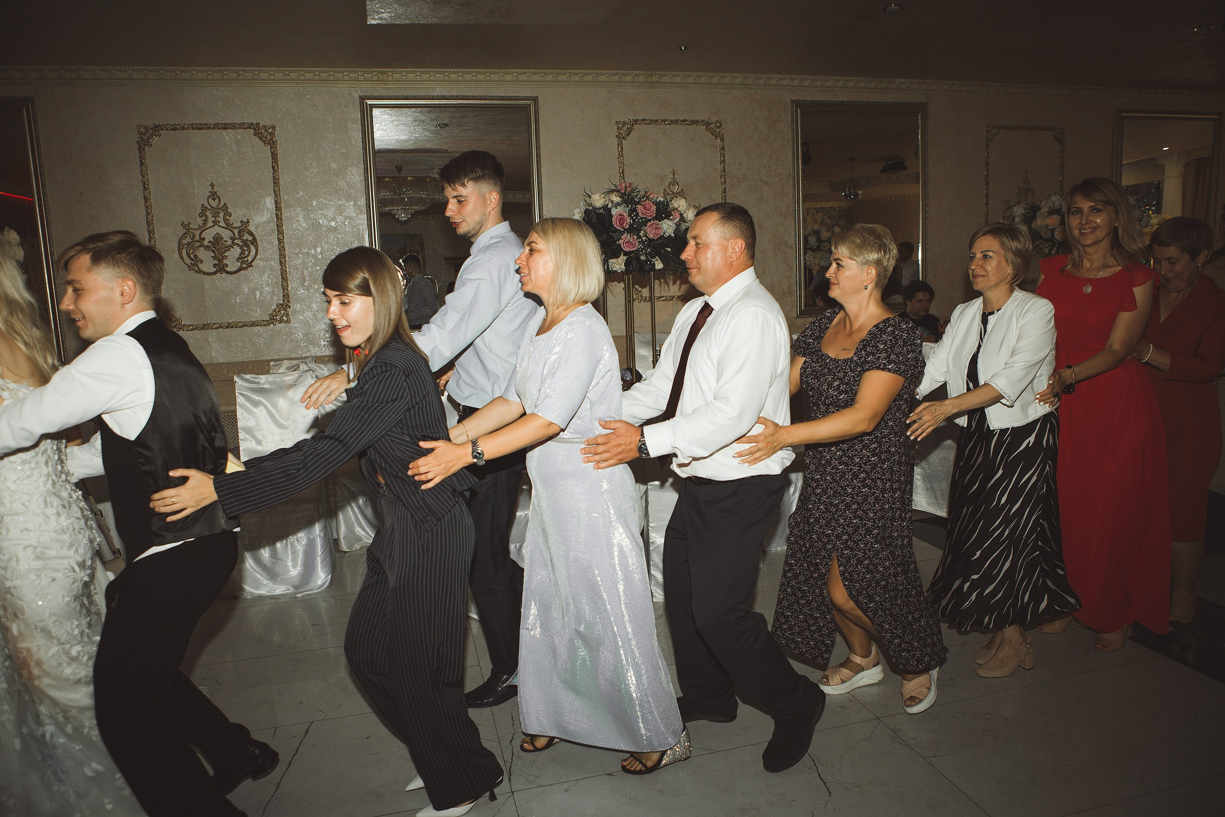 Свадьба с гостями. Свадебный и портретный фотограф Москва