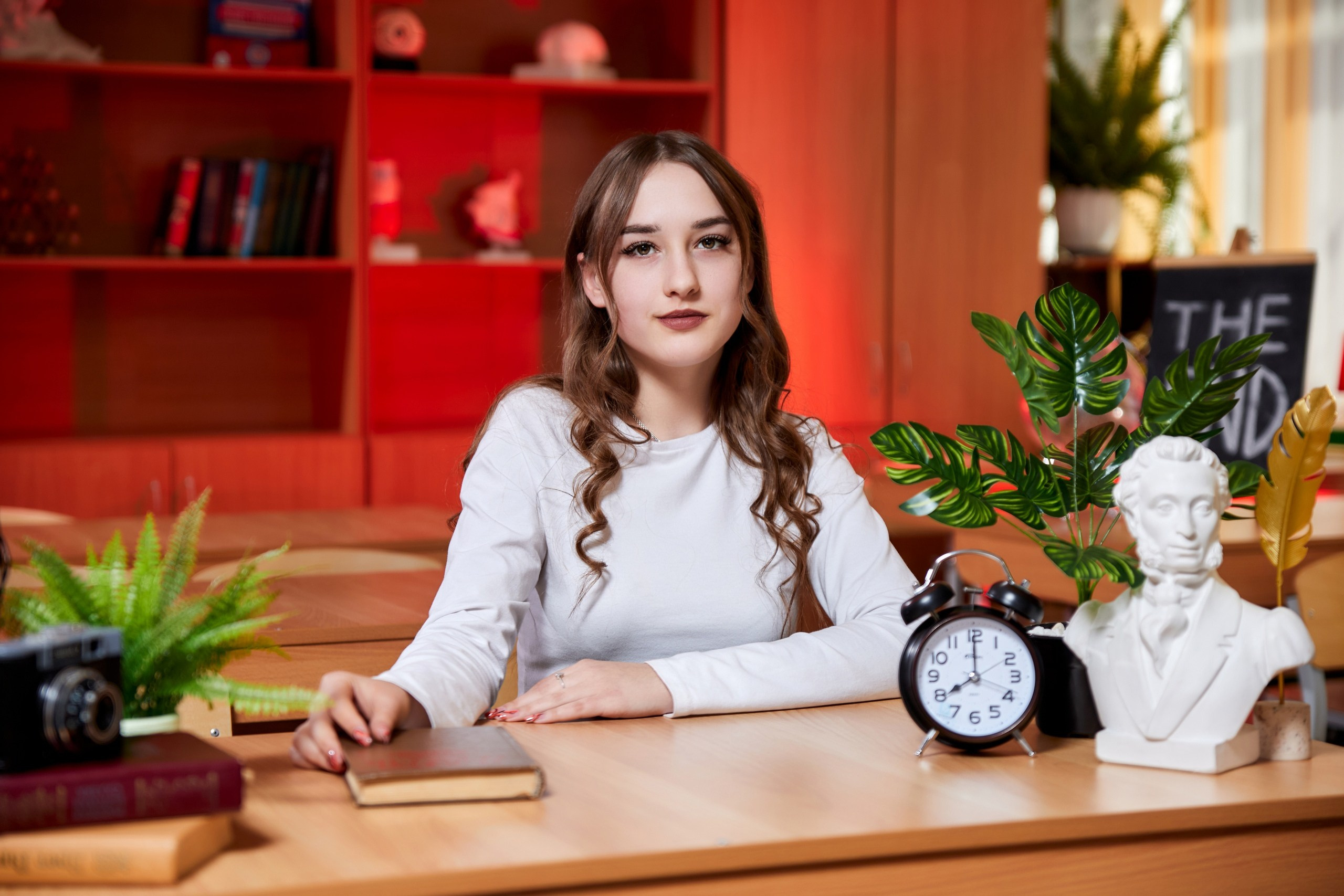 ШКОЛА. ЦВЕТНОЙ СВЕТ. Фотограф Татаринов Андрей (Донецк / Макеевка)