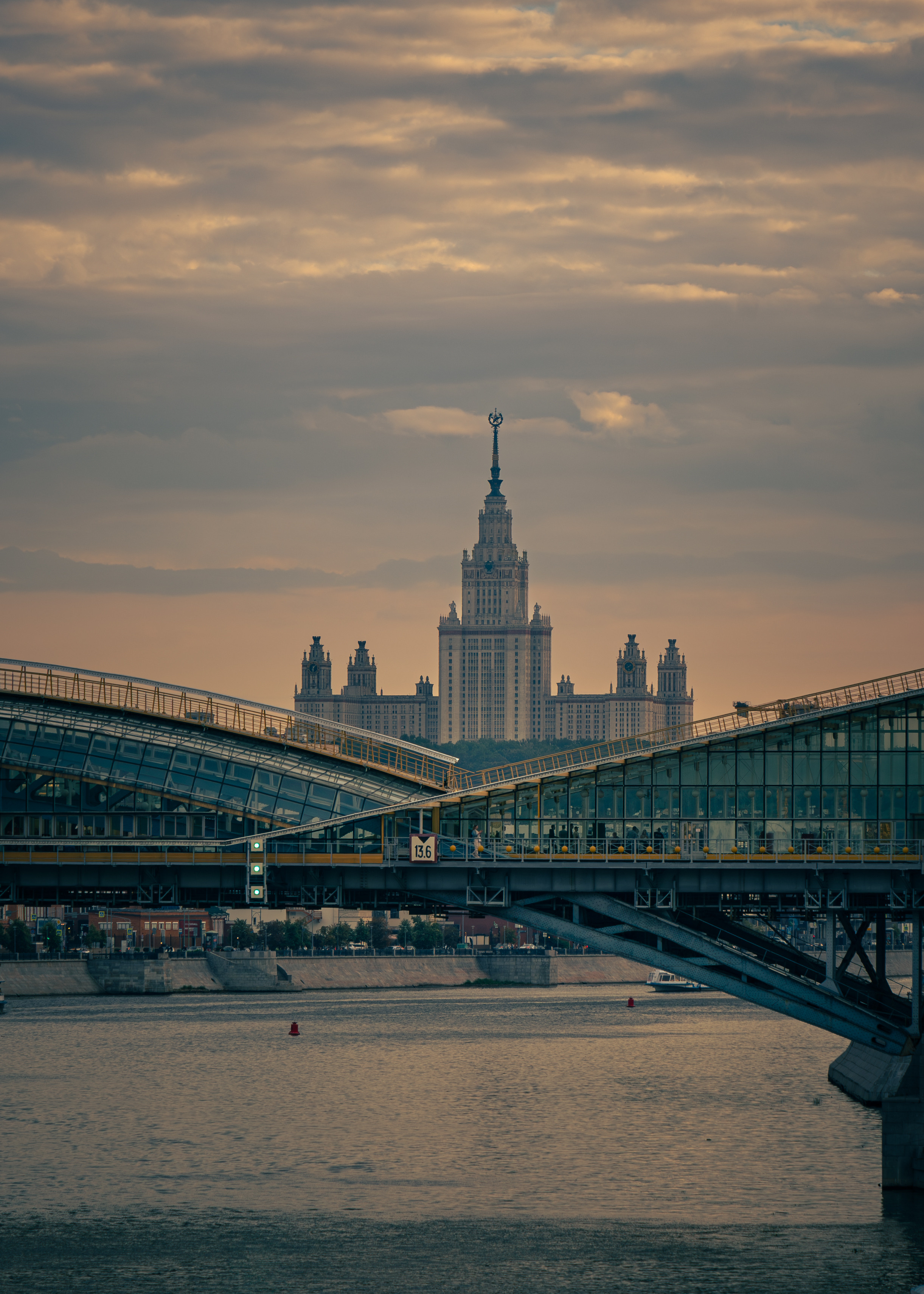 Москва. Amateur photographer Nikolai Abushinov