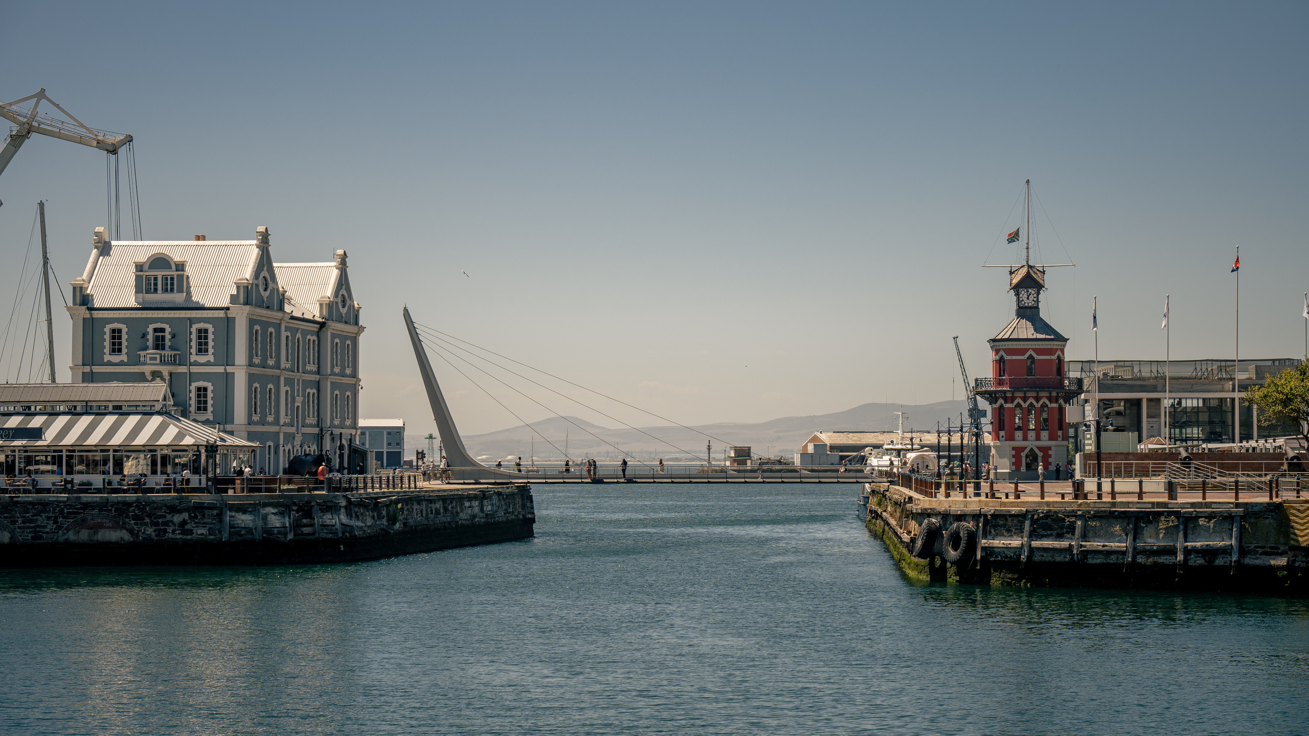 ЮАР. Amateur photographer Nikolai Abushinov