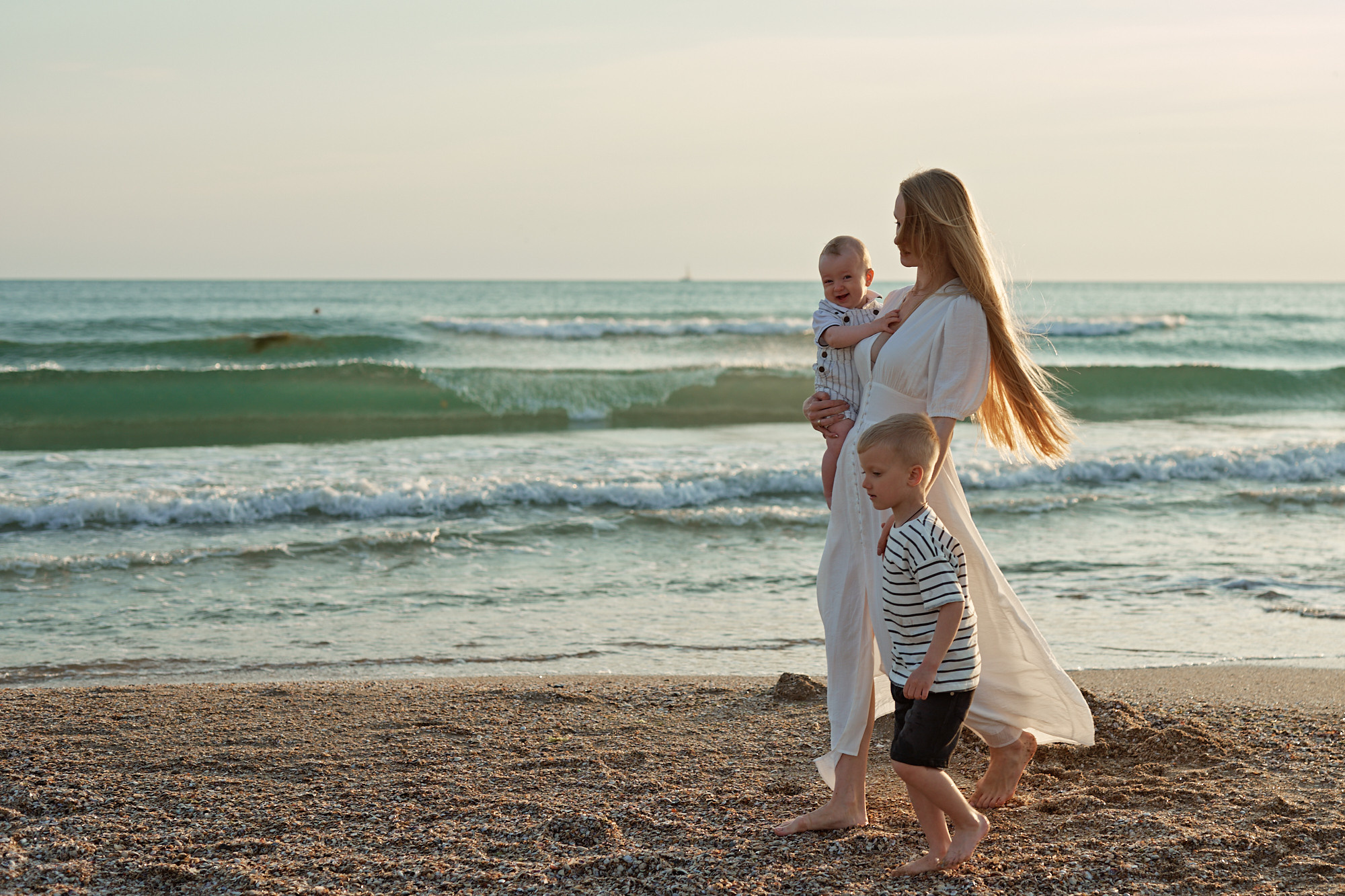 Прогулка по пляжу. Семейный фотограф Новороссийск, Анапа, Геленджик Мария Колесниченко