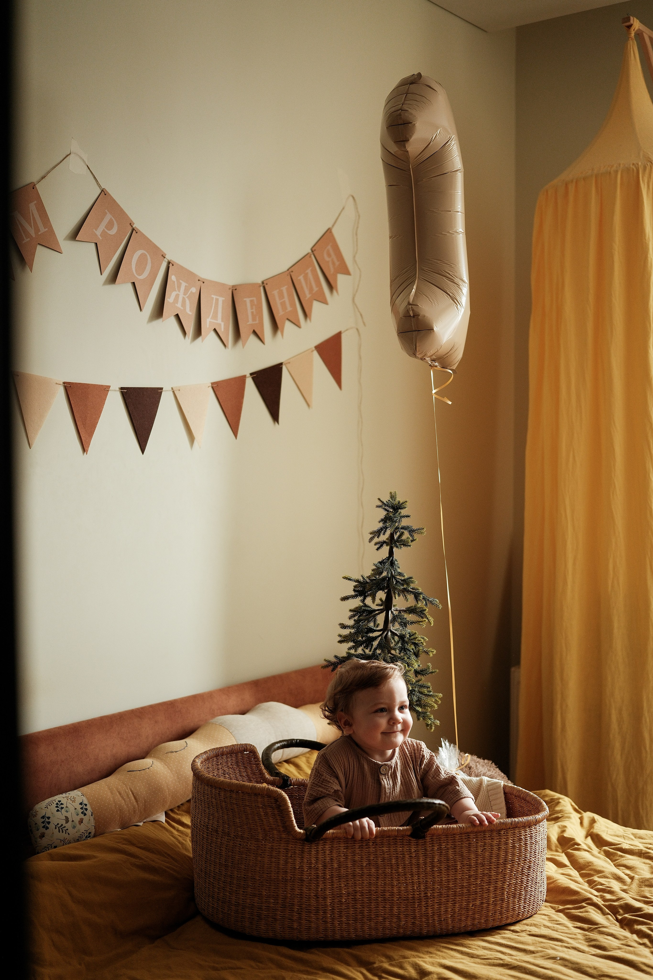 Годик Мирону. Семейный детский ньюборн фотограф в Москве Марта Петрова