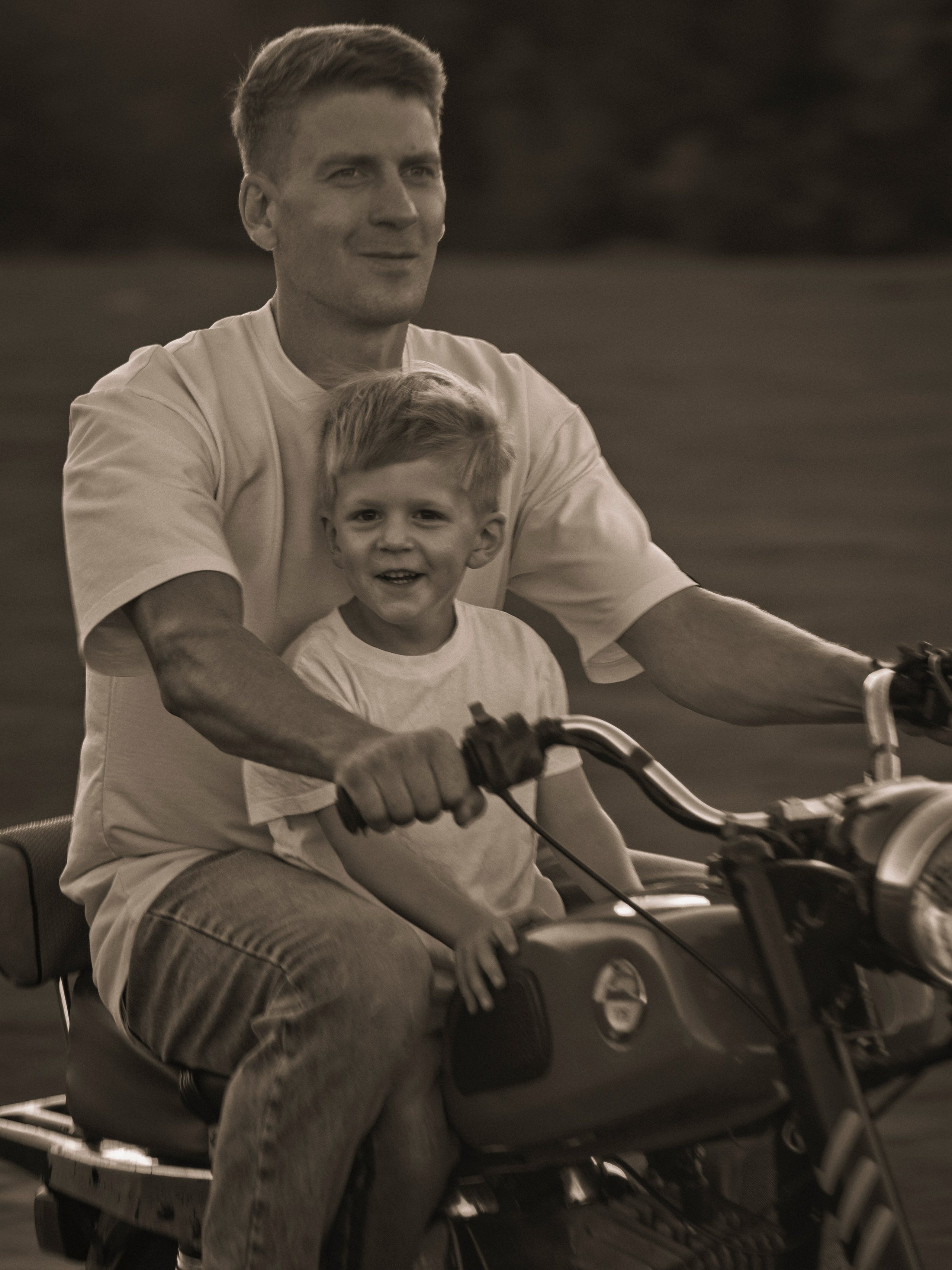 ЧБ семейная. Фотограф Бойко Антонина