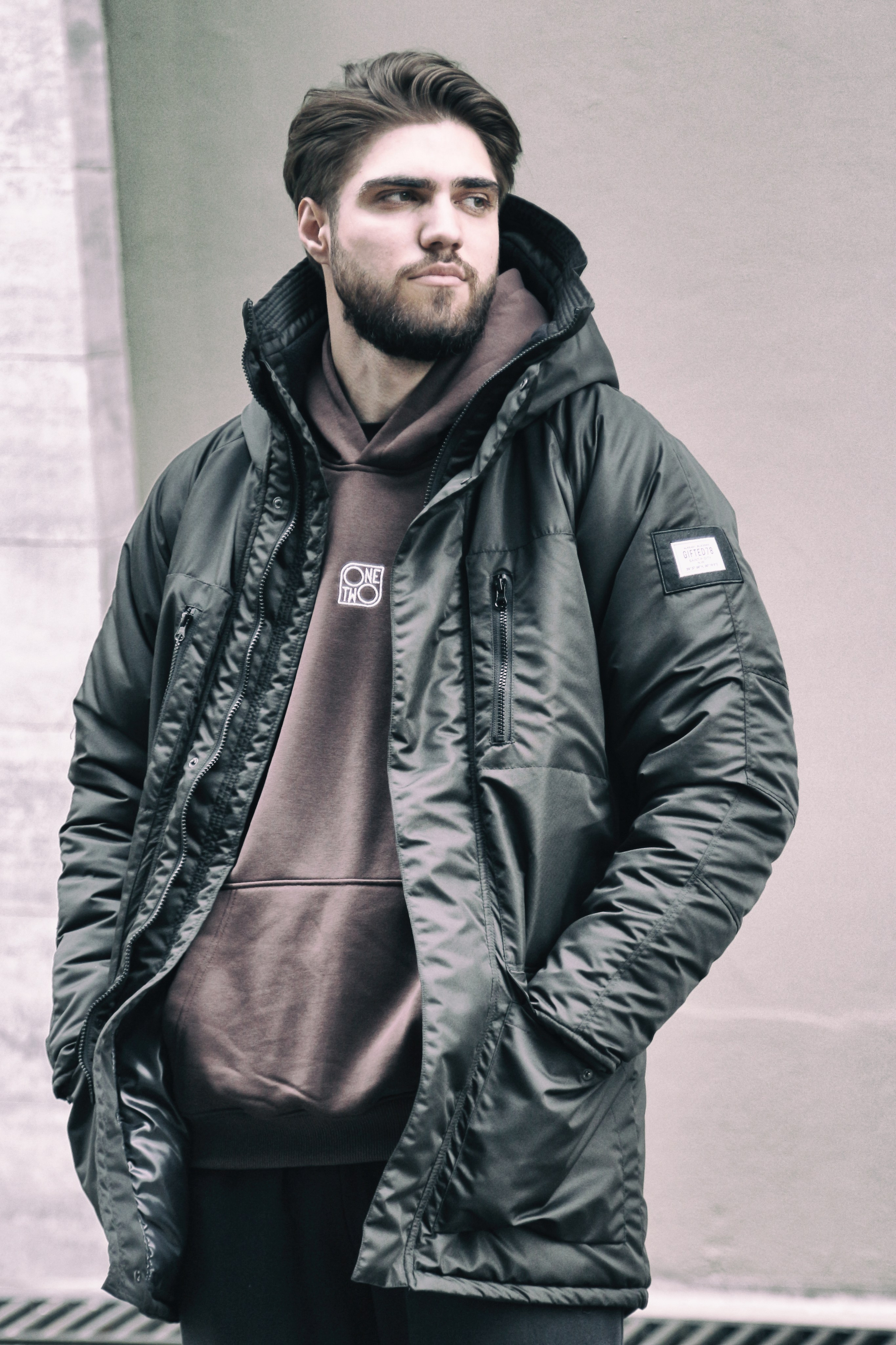 Одежда 1. Алиса Томшина — Фотограф / Видеограф