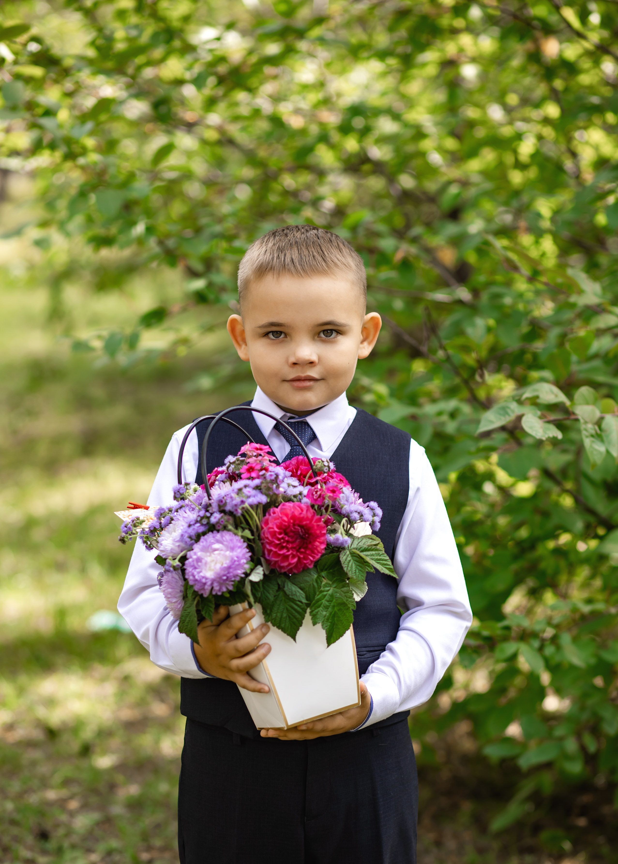1 сентября. «Первоклашки». Фотограф Григорьева Ольга. Портретная, семейная съёмка, Love Stori, видеосъёмка в городе Чита. Выпускные альбомы, фотокниги