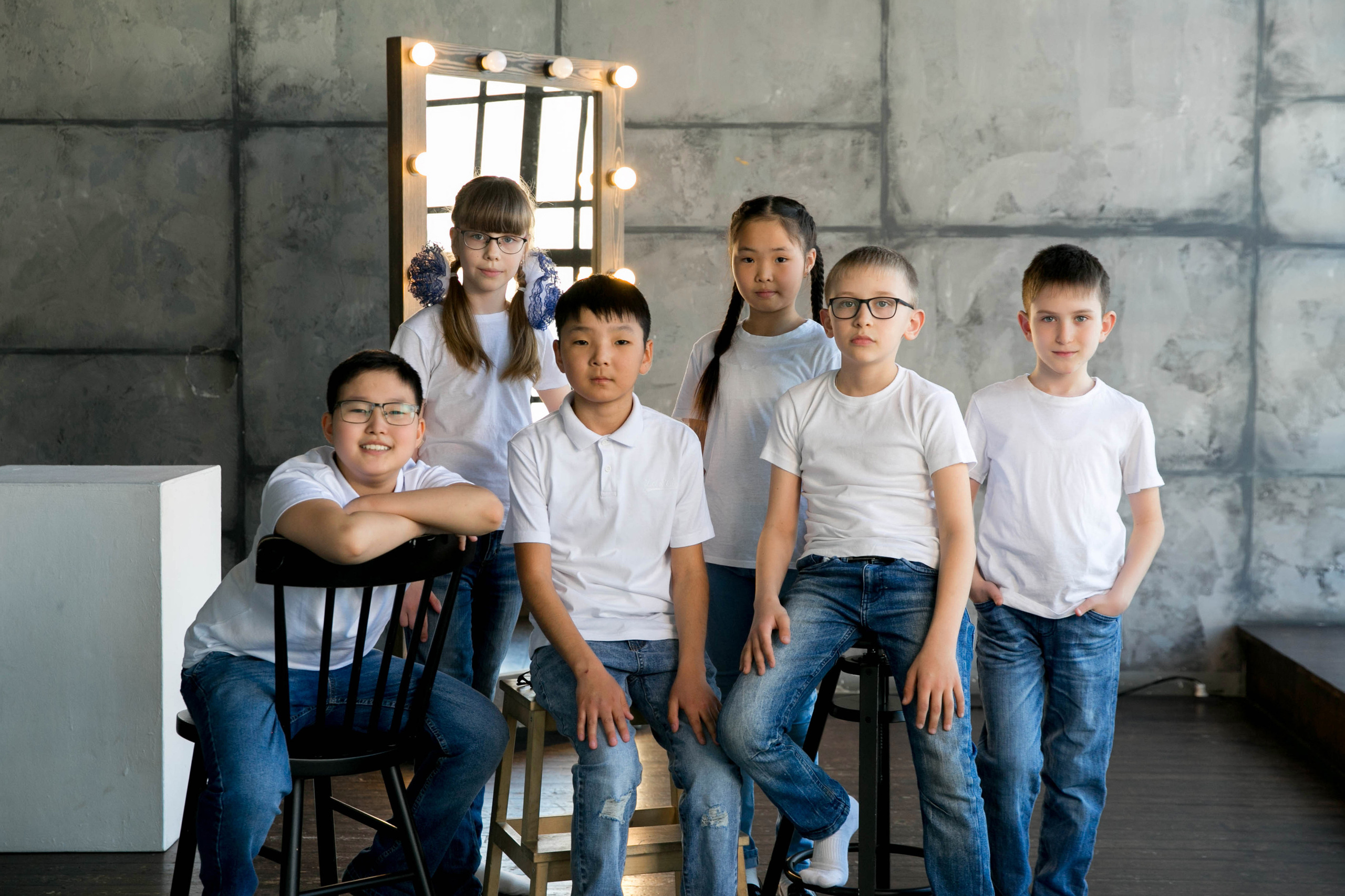 <title> Выпускной альбом Чита, Школа Чита, детский сад Чита, живое фото. Фотограф Григорьева Ольга. Портретная, семейная съёмка, Love Stori, видеосъёмка в городе Чита. Выпускные альбомы, фотокниги