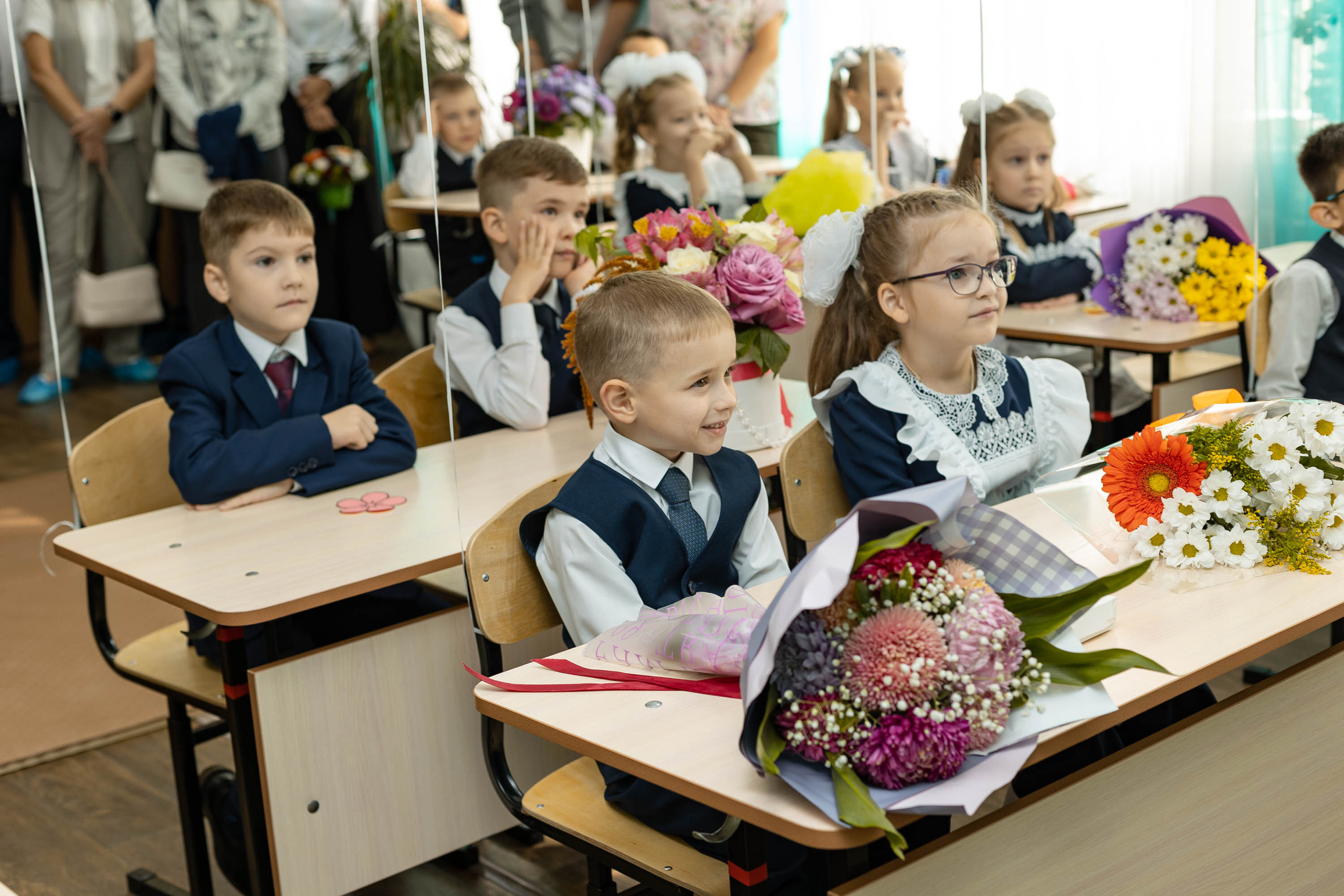 1 сентября. «Первоклашки». Фотограф Григорьева Ольга. Портретная, семейная съёмка, Love Stori, видеосъёмка в городе Чита. Выпускные альбомы, фотокниги