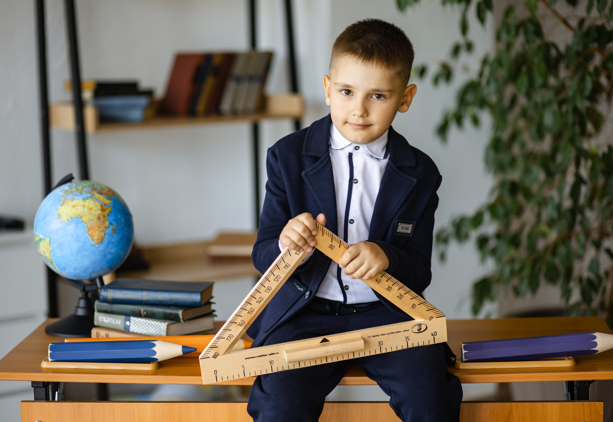 <title> Выпускной альбом Чита, Школа Чита, детский сад Чита,живоефото. Фотограф Григорьева Ольга. Портретная, семейная съёмка, Love Stori, видеосъёмка в городе Чита. Выпускные альбомы, фотокниги