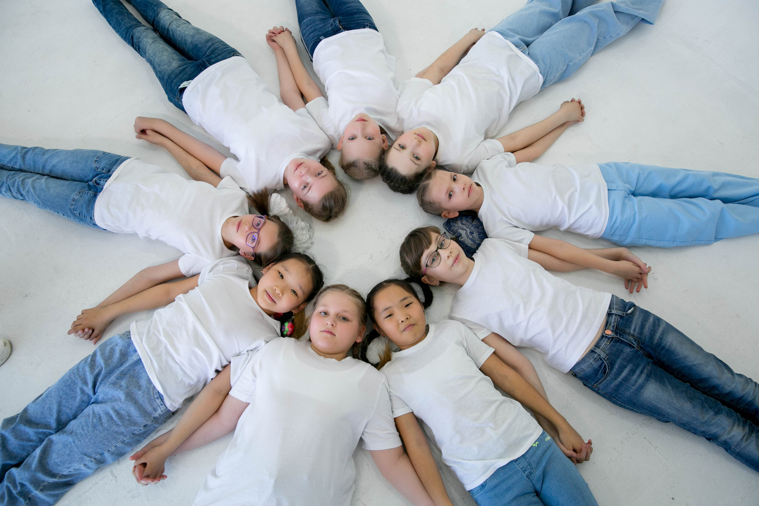 <title> Выпускной альбом Чита, Школа Чита, детский сад Чита, живое фото. Фотограф Григорьева Ольга. Портретная, семейная съёмка, Love Stori, видеосъёмка в городе Чита. Выпускные альбомы, фотокниги