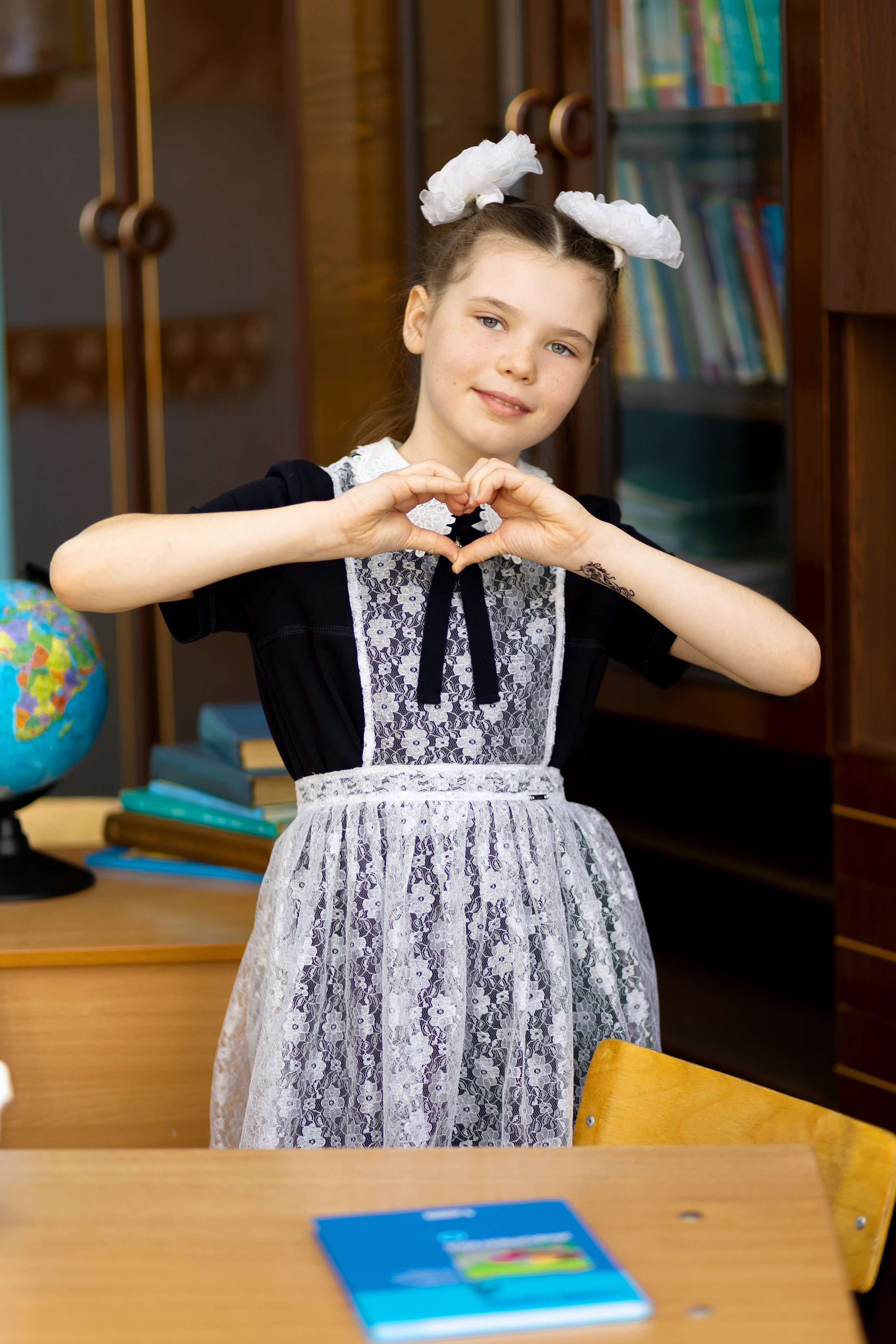 <title> Выпускной альбом Чита, Школа Чита, детский сад Чита, живое фото. Фотограф Григорьева Ольга. Портретная, семейная съёмка, Love Stori, видеосъёмка в городе Чита. Выпускные альбомы, фотокниги