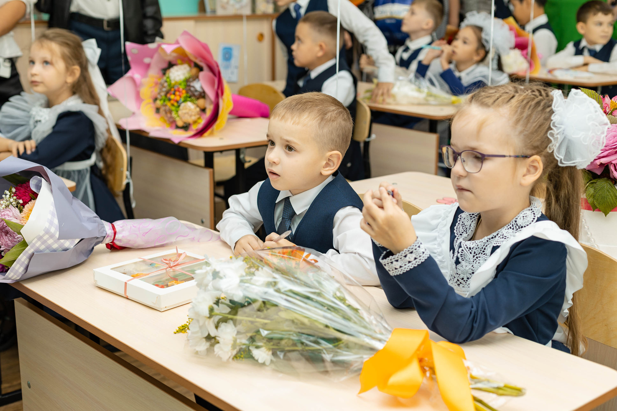1 сентября. «Первоклашки». Фотограф Григорьева Ольга. Портретная, семейная съёмка, Love Stori, видеосъёмка в городе Чита. Выпускные альбомы, фотокниги