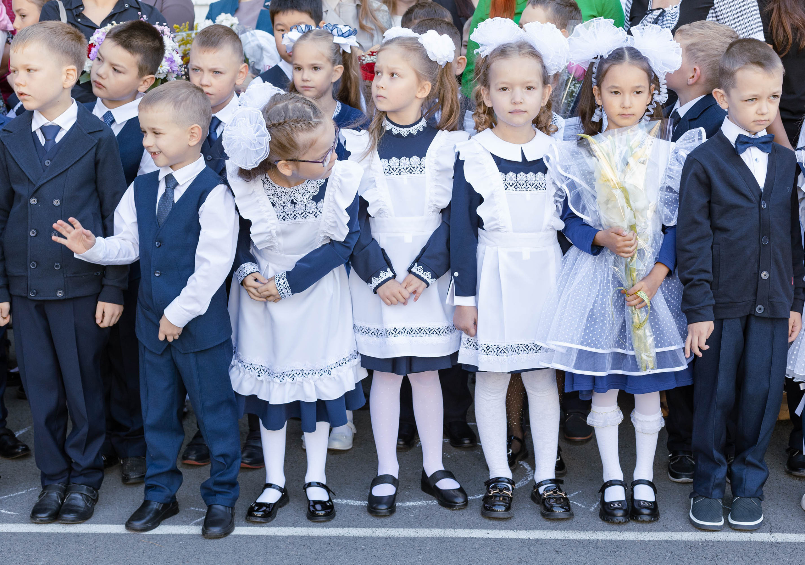 1 сентября. «Первоклашки». Фотограф Григорьева Ольга. Портретная, семейная съёмка, Love Stori, видеосъёмка в городе Чита. Выпускные альбомы, фотокниги