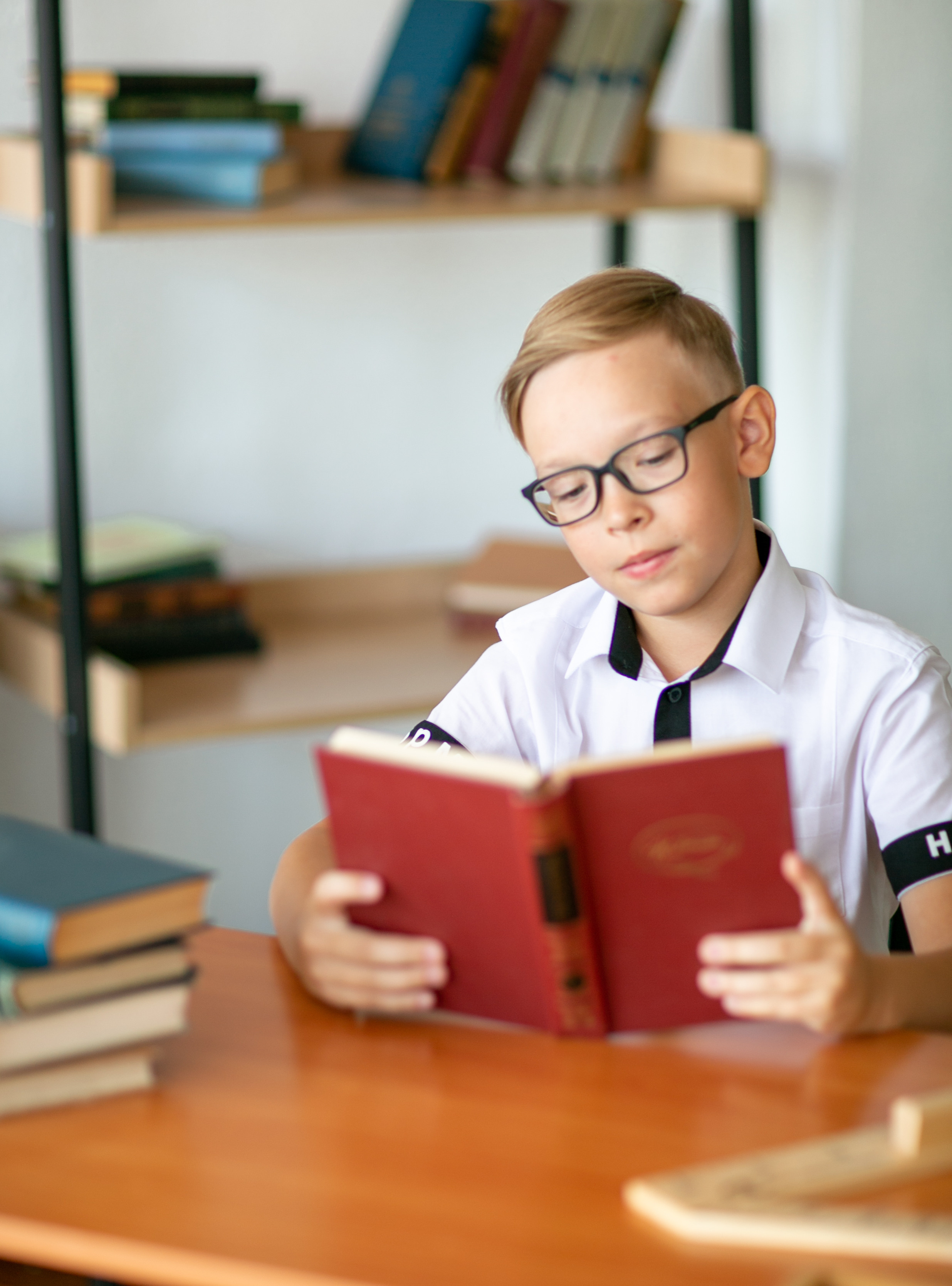 <title> Выпускной альбом Чита, Школа Чита, детский сад Чита,живоефото. Фотограф Григорьева Ольга. Портретная, семейная съёмка, Love Stori, видеосъёмка в городе Чита. Выпускные альбомы, фотокниги