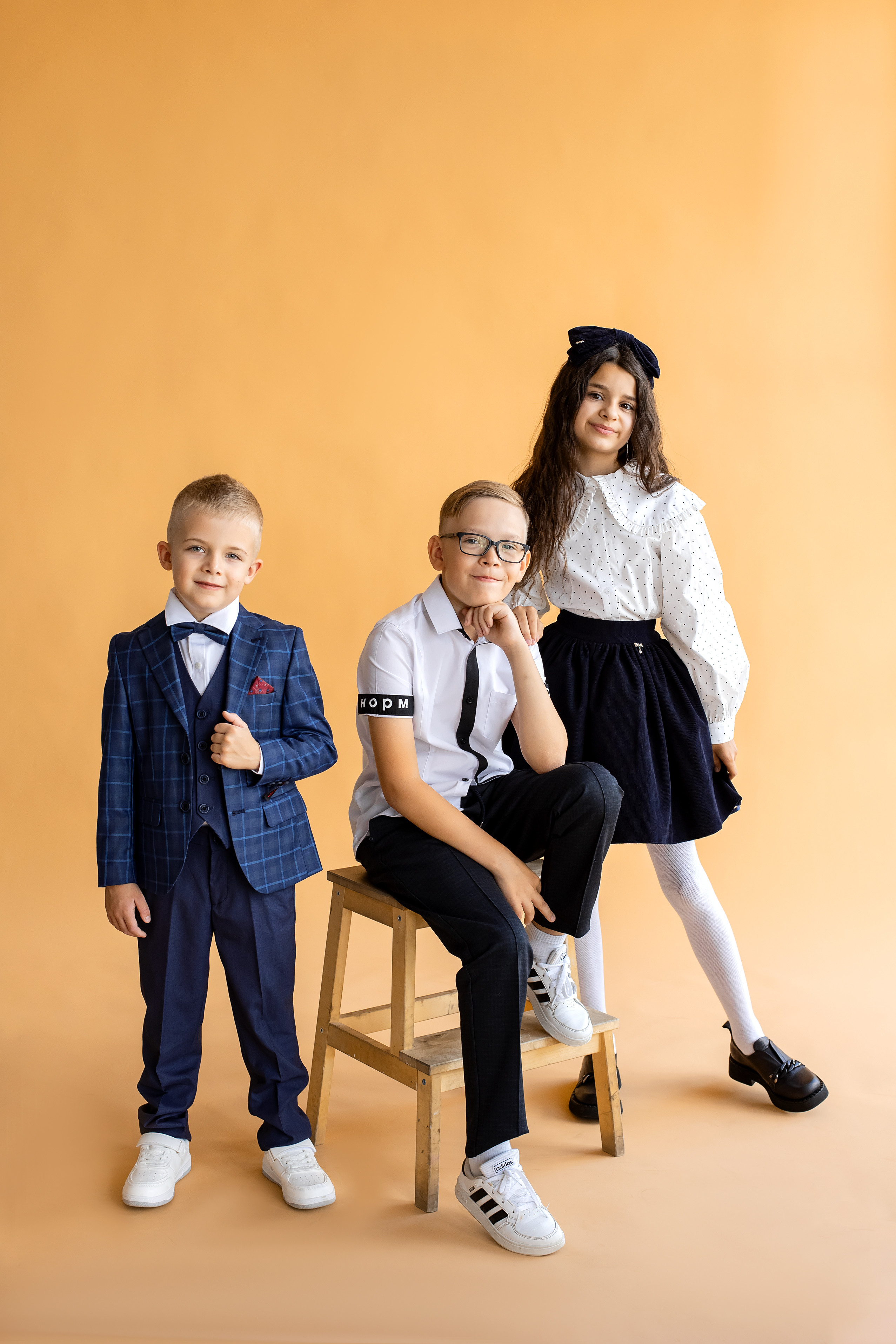 Фотопроект «1 СЕНТЯБРЯ». Фотограф Григорьева Ольга. Портретная, семейная съёмка, Love Stori, видеосъёмка в городе Чита. Выпускные альбомы, фотокниги