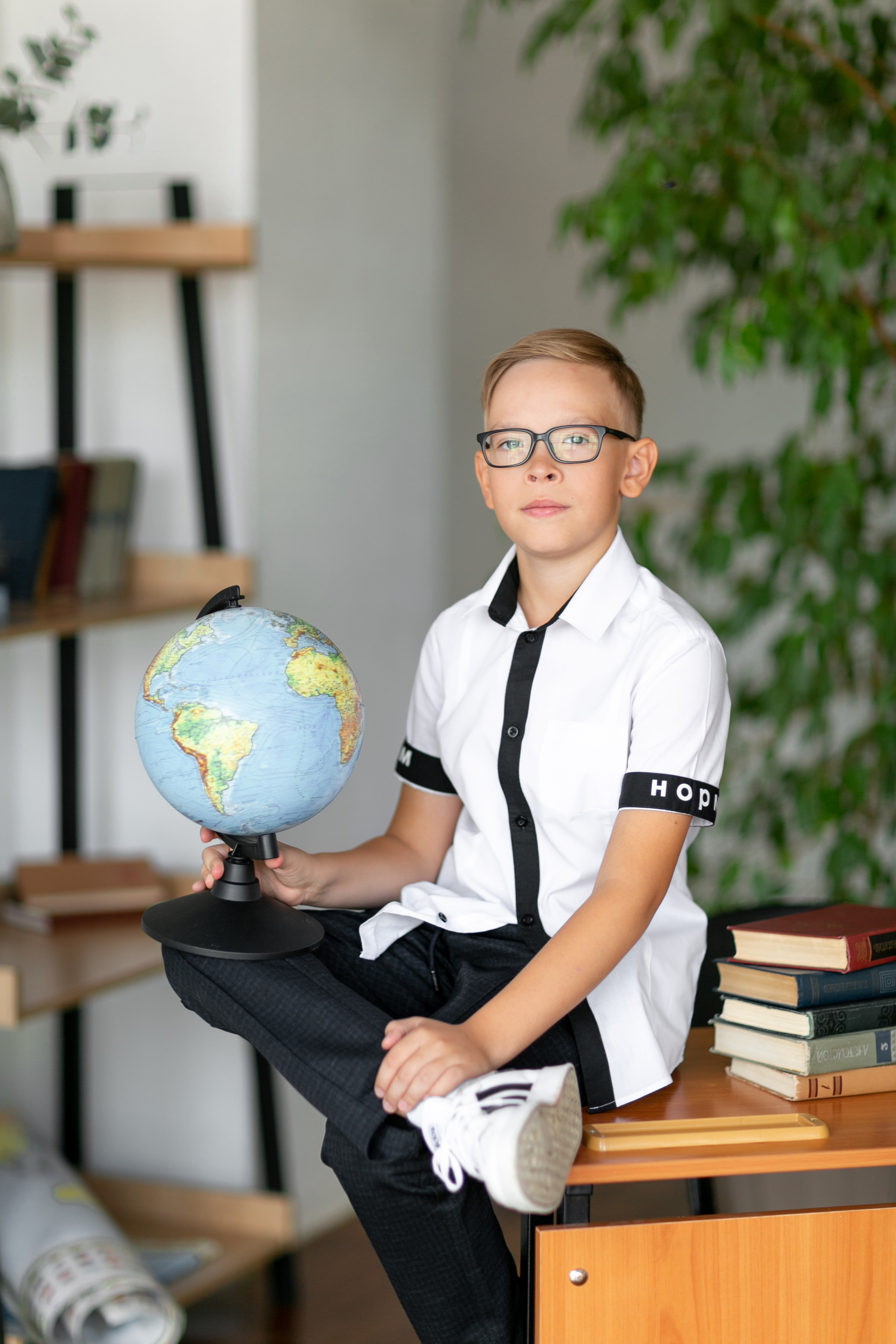 Фотопроект «1 СЕНТЯБРЯ». Фотограф Григорьева Ольга. Портретная, семейная съёмка, Love Stori, видеосъёмка в городе Чита. Выпускные альбомы, фотокниги