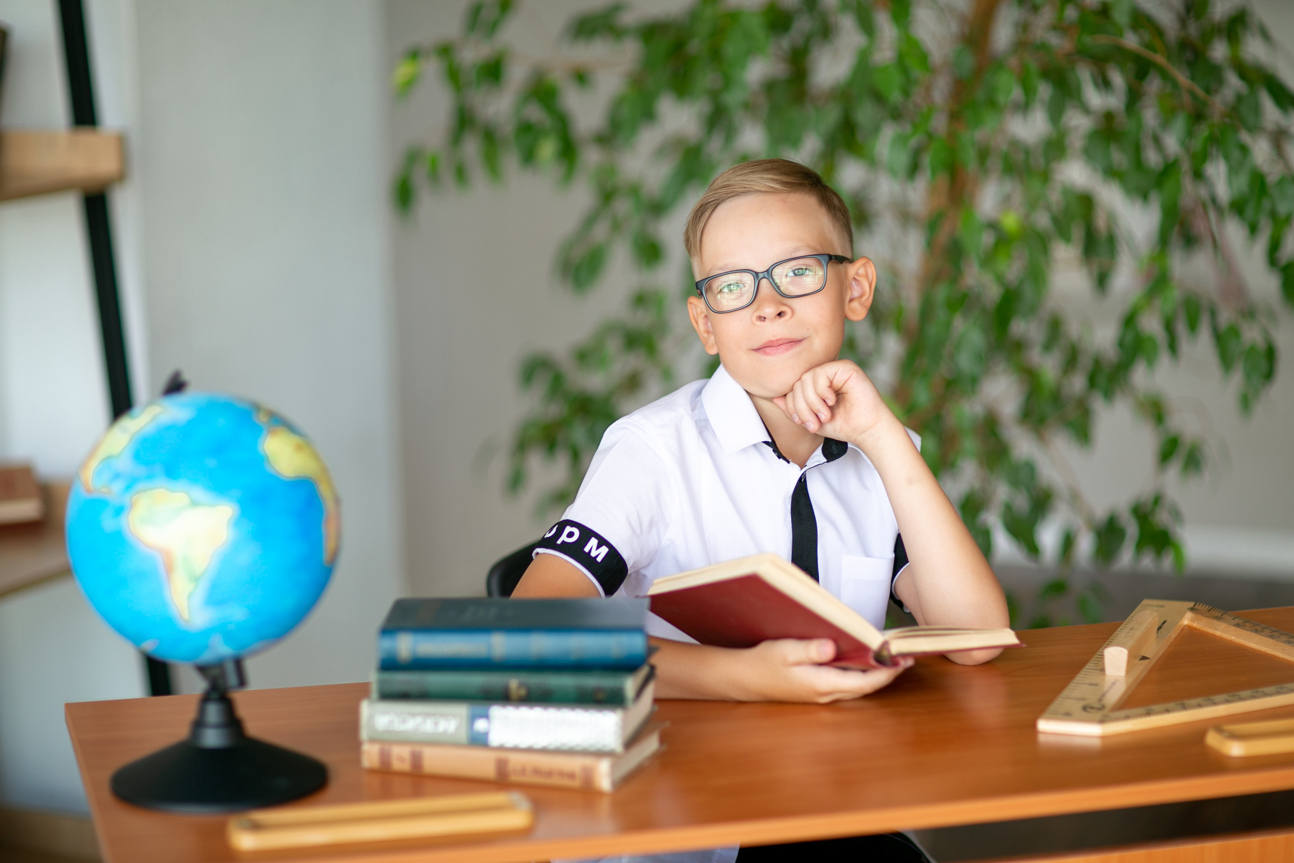 Фотопроект «1 СЕНТЯБРЯ». Фотограф Григорьева Ольга. Портретная, семейная съёмка, Love Stori, видеосъёмка в городе Чита. Выпускные альбомы, фотокниги