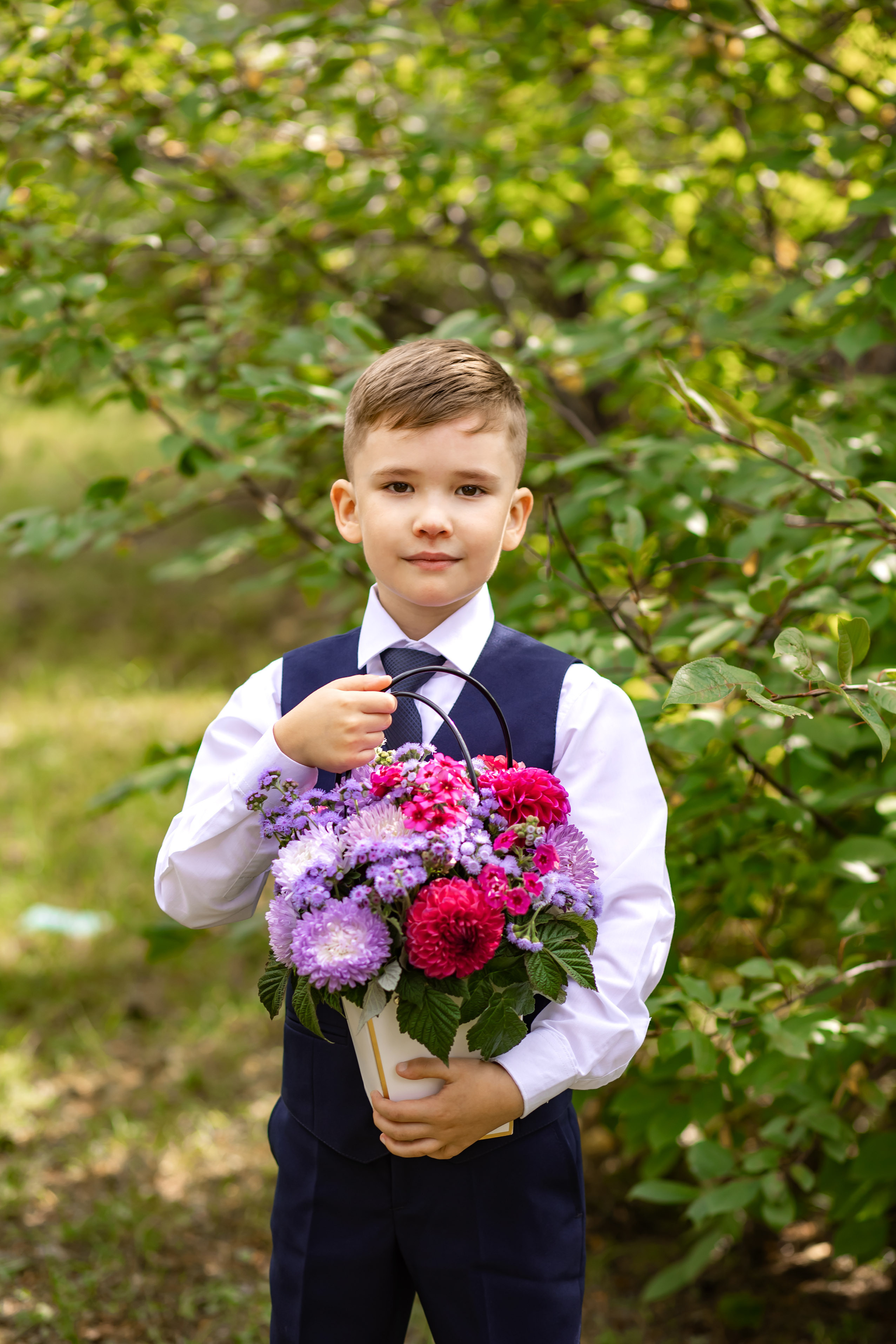 1 сентября. «Первоклашки». Фотограф Григорьева Ольга. Портретная, семейная съёмка, Love Stori, видеосъёмка в городе Чита. Выпускные альбомы, фотокниги
