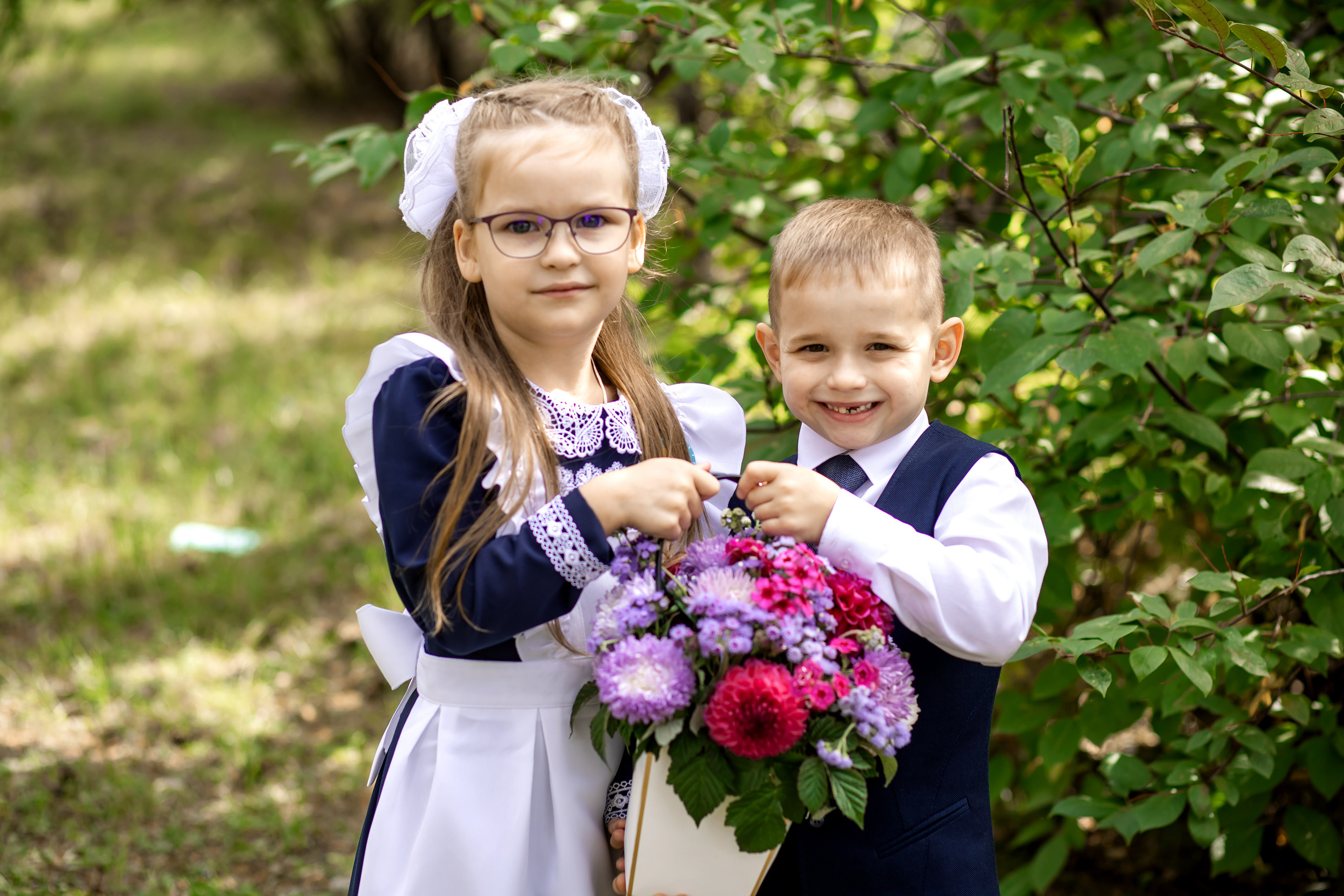 1 сентября. «Первоклашки». Фотограф Григорьева Ольга. Портретная, семейная съёмка, Love Stori, видеосъёмка в городе Чита. Выпускные альбомы, фотокниги
