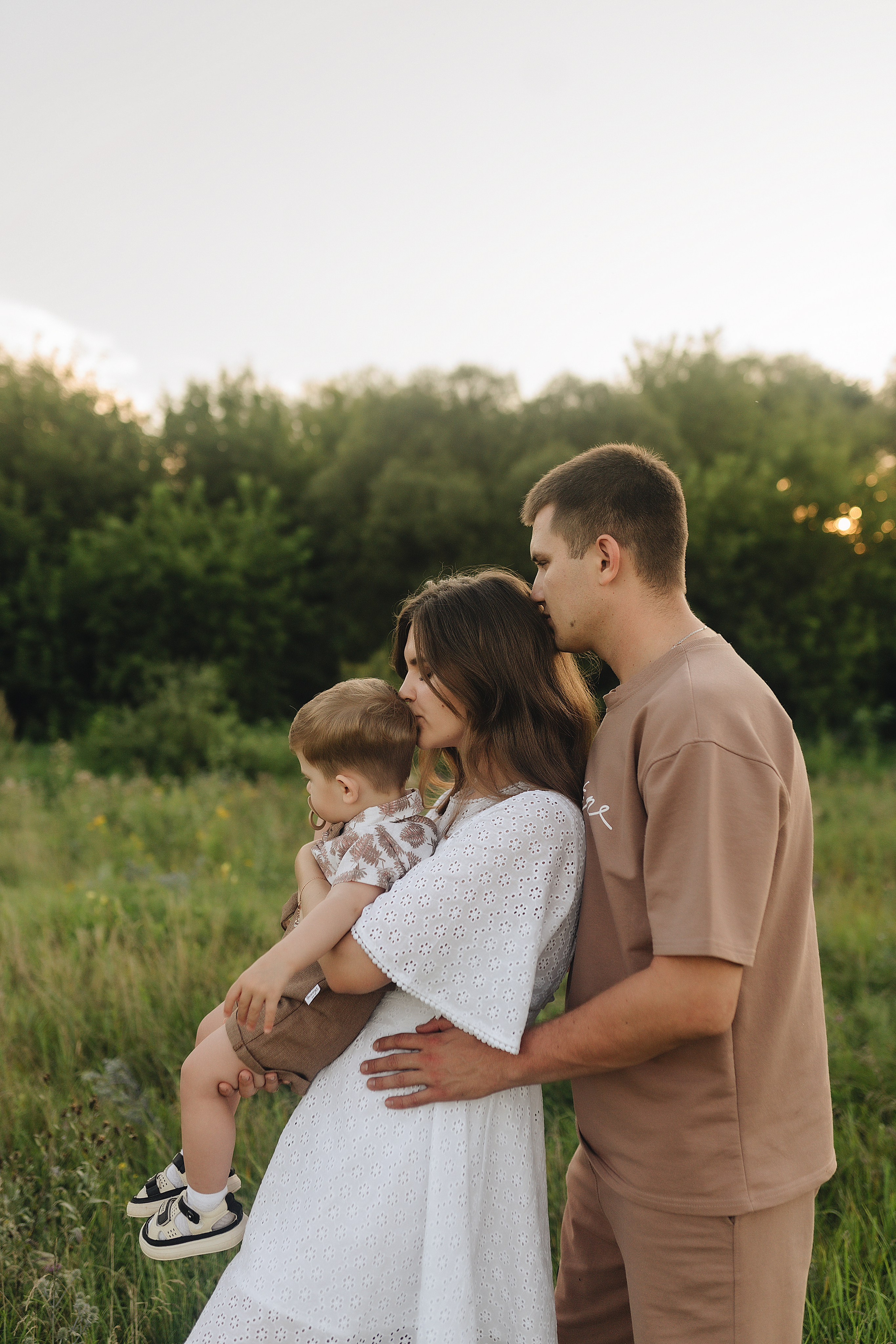 Светлана, Сергей и Женя | Семейная съемка на закате. Фотограф Карина Шмулёва. Воронеж и область