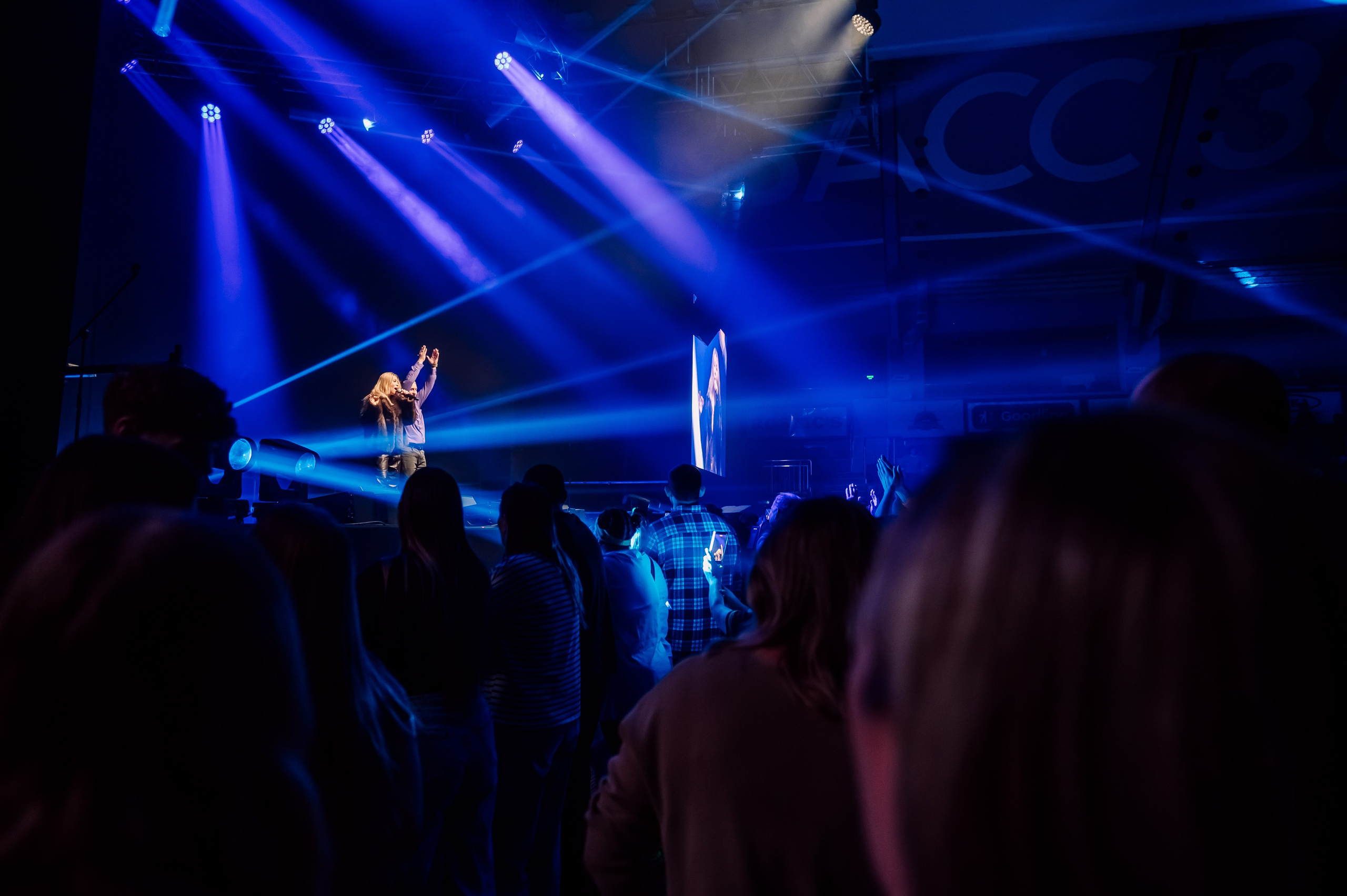 Дискач 90-х в Кемерово, СРК Арена. Детский фотограф, семейный фотограф и репортажи в Кемерово