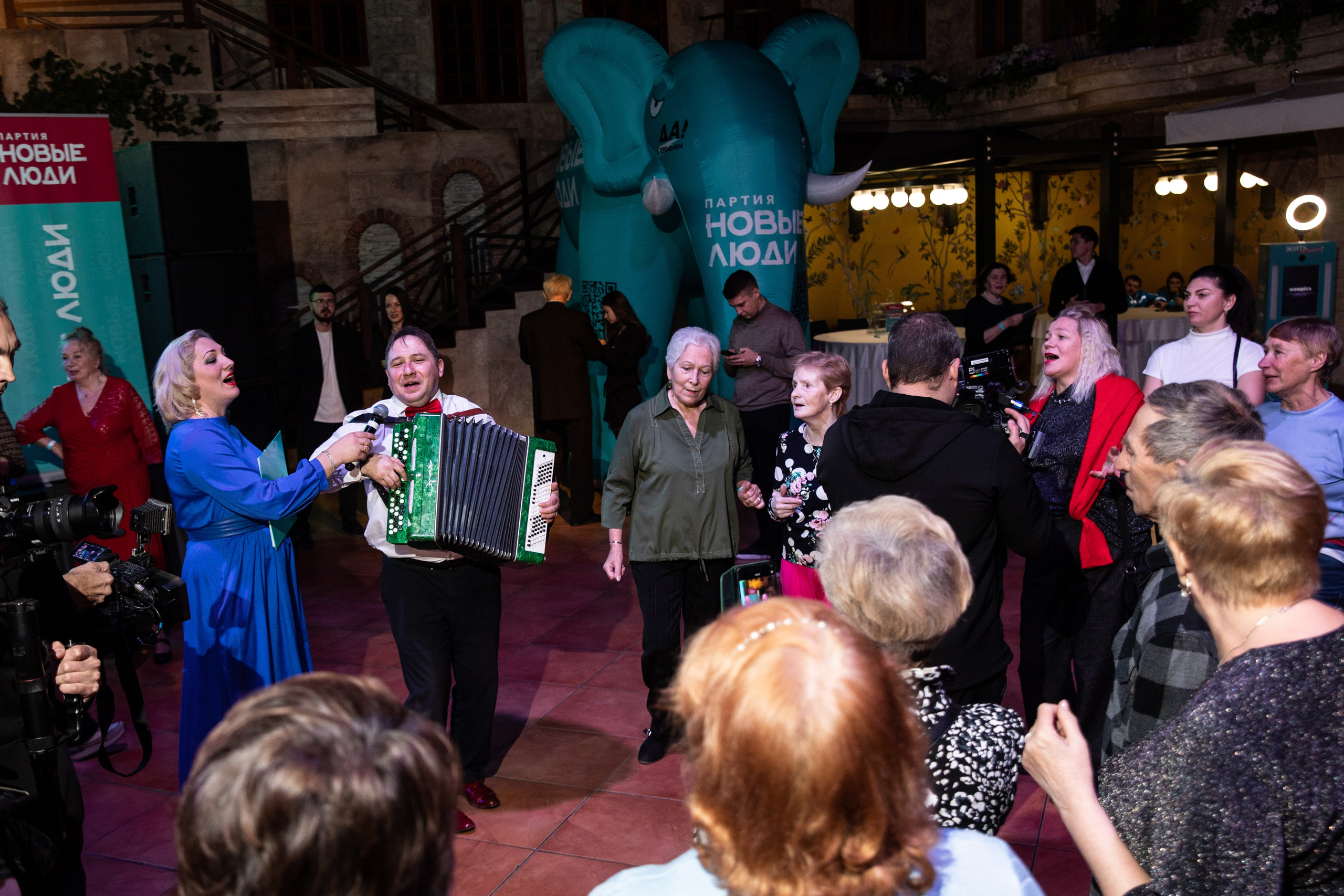 Жить по-новому 2026. Репортажный и свадебный фотограф в Челябинске Елисеев Павел