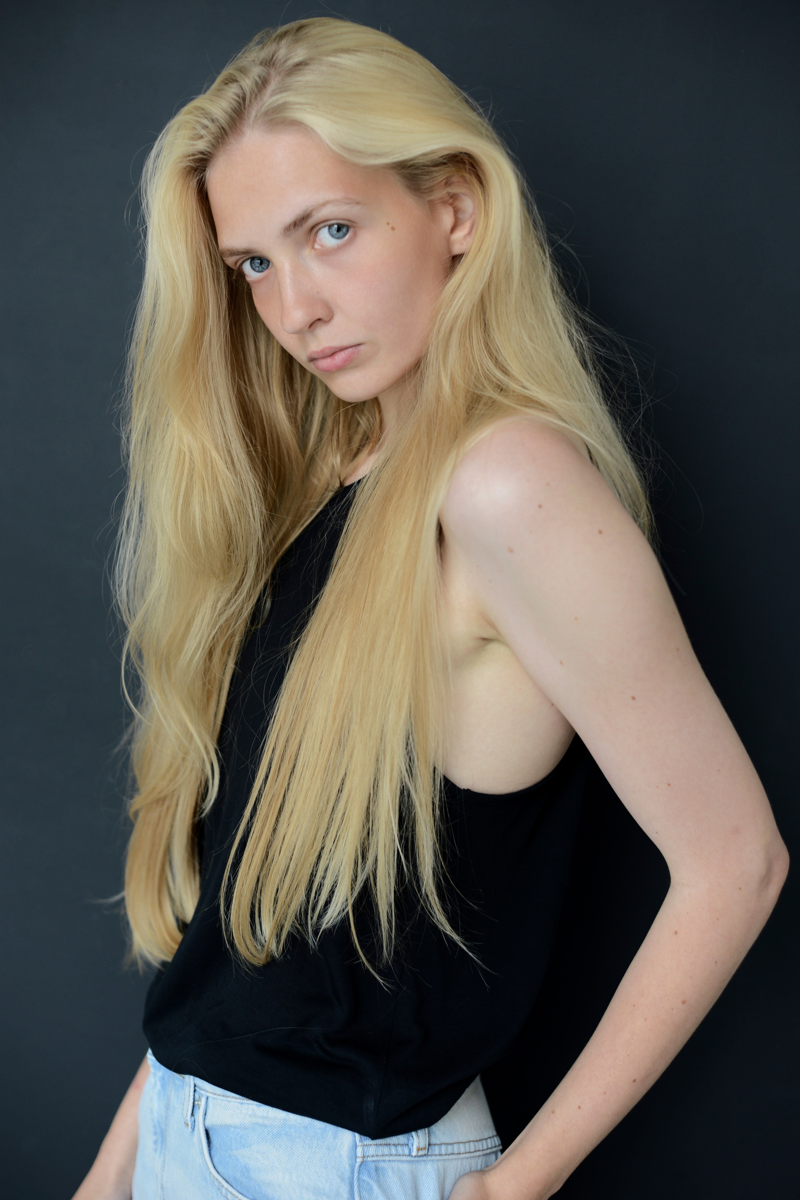 Vlada. ㅤ