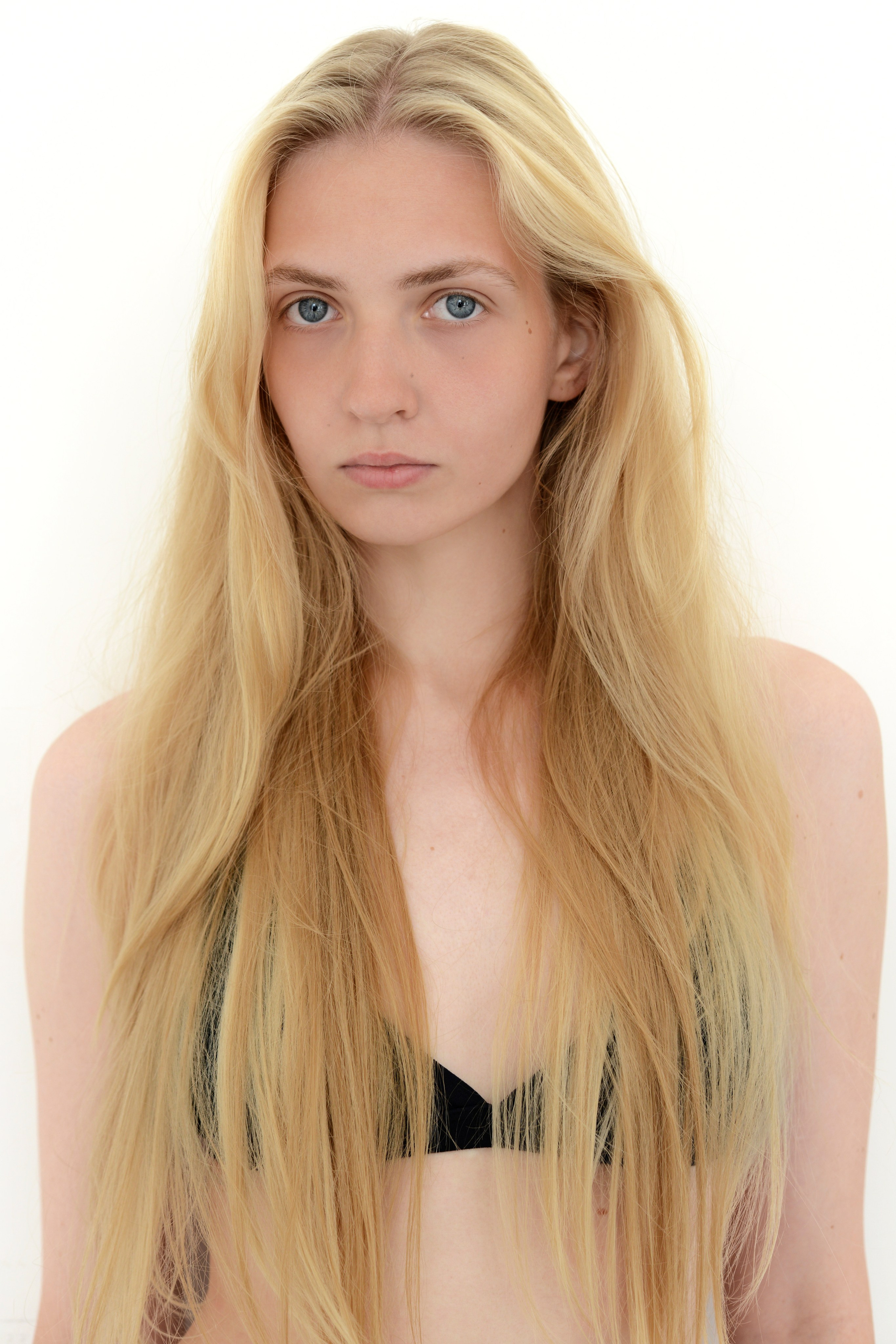 Vlada. ㅤ